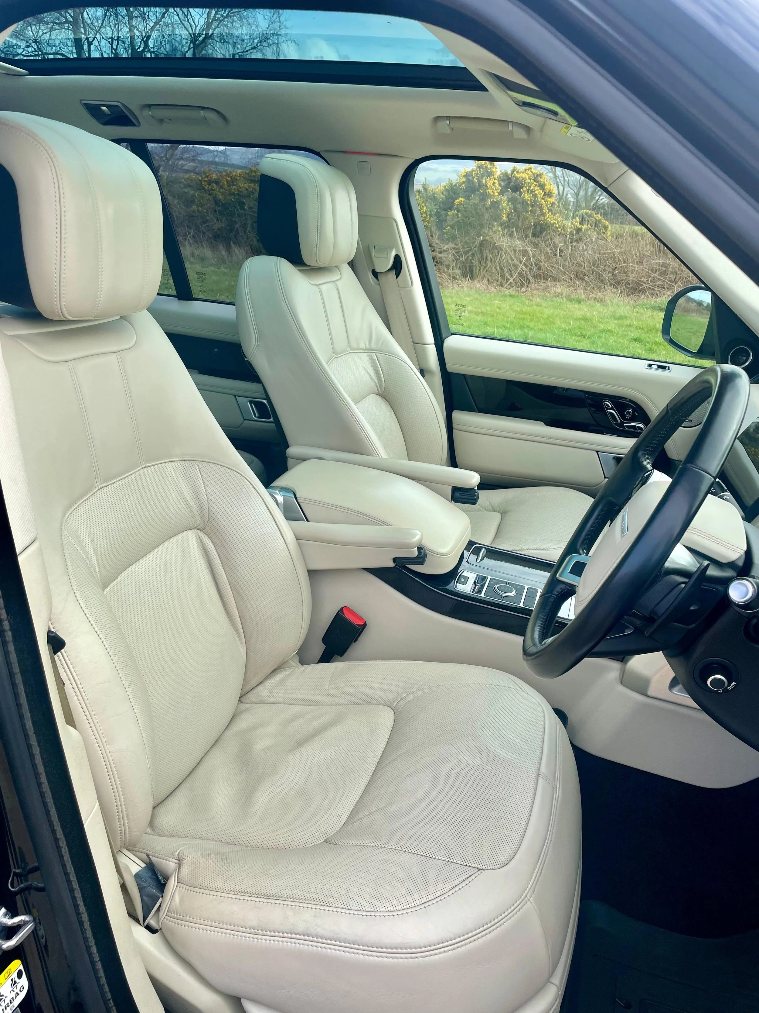 Range Rover Vogue SE 4.4 SD V8 For Sale