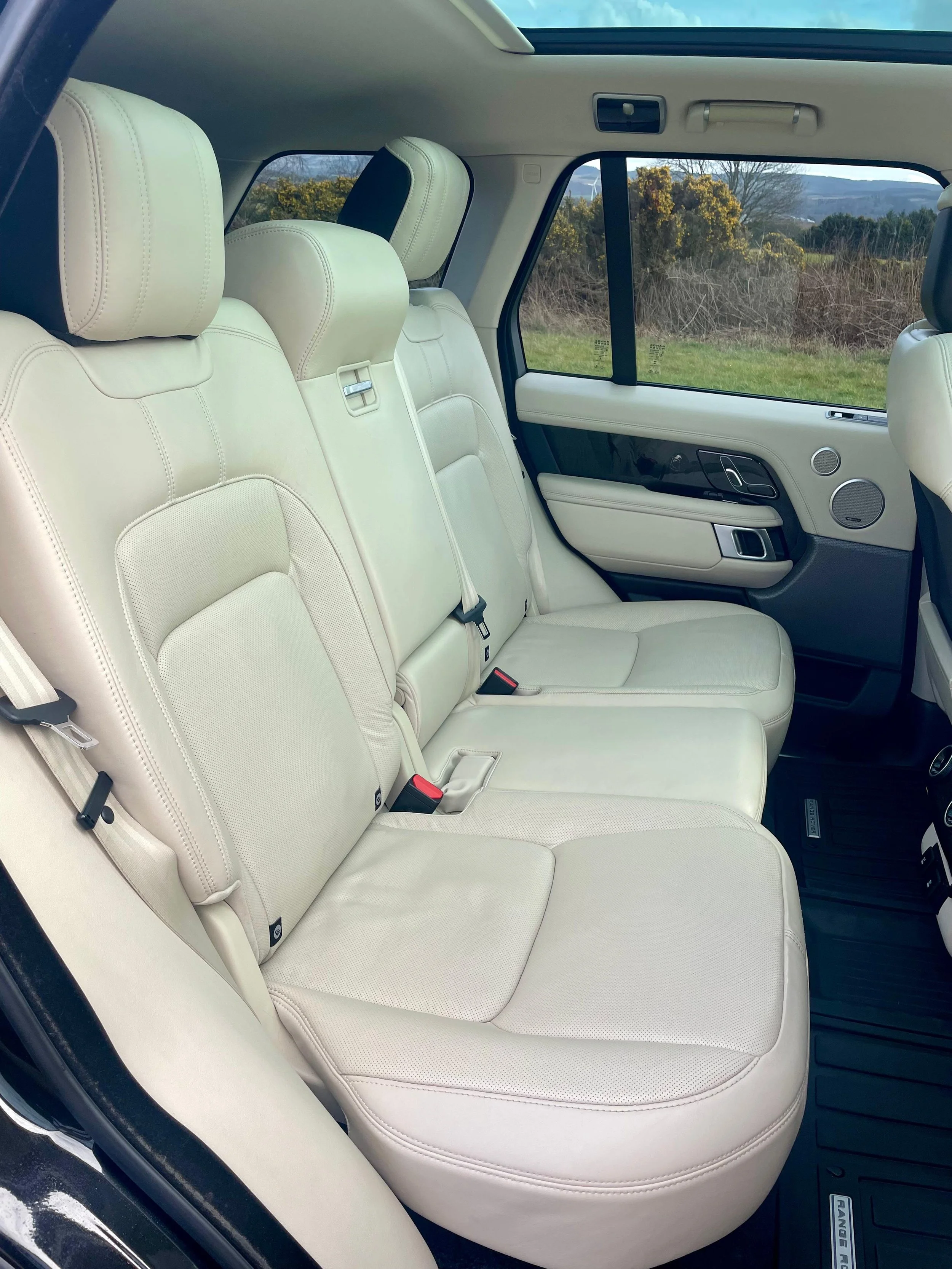 Range Rover Vogue SE 4.4 SD V8 For Sale