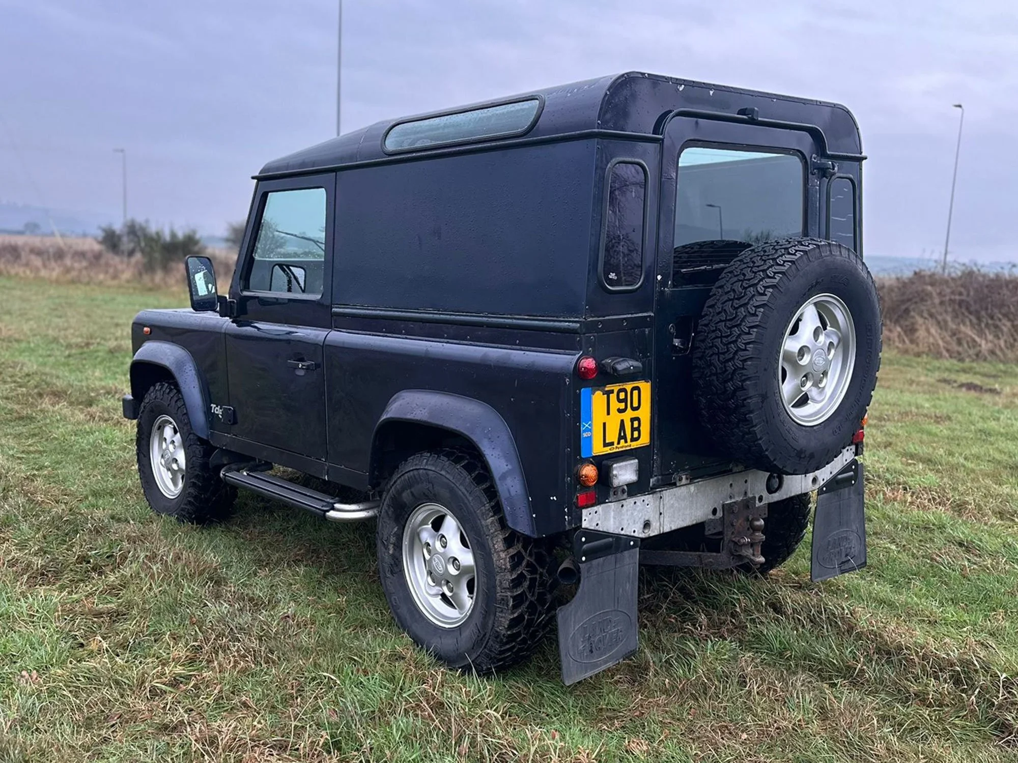 3-T90-LABDefender-90-Hardtop-for-Sale.jpg