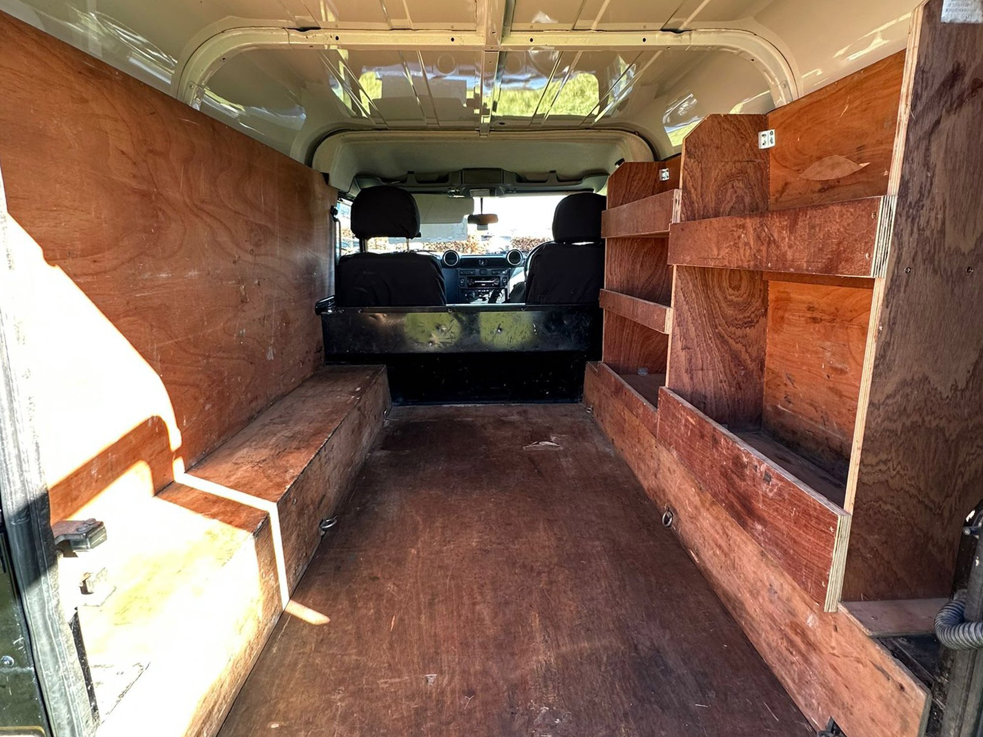6-LandRover-Defender-110-Van.jpg