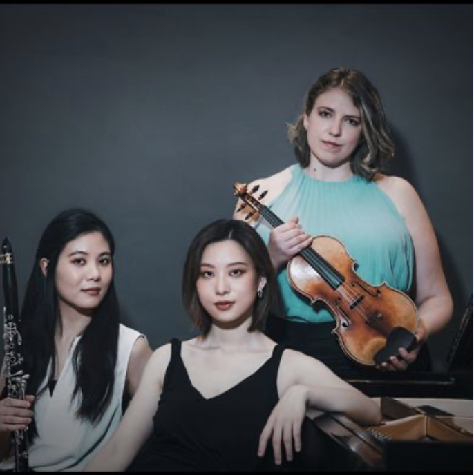 Vinola Trio
