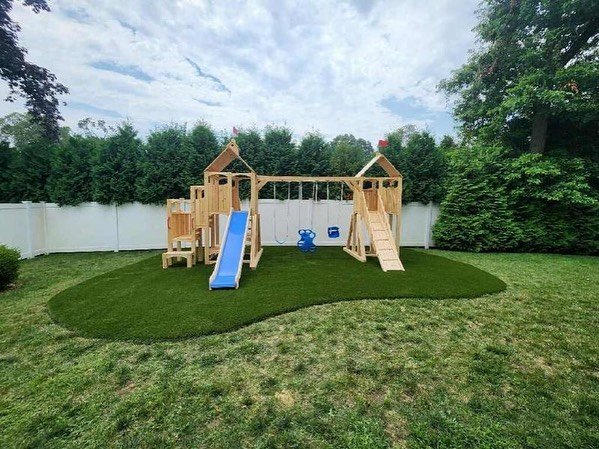 Playscape views 🔥🔥🔥

Artificial turf in a custom, contour shape

#playscapedreams #artificialgrass #backyard #backyardgoals #backyardparadise #artificialturfinstallation #artificialturf #lawnreplacement #wedoplaysites #cedarworksplayset #playisbea