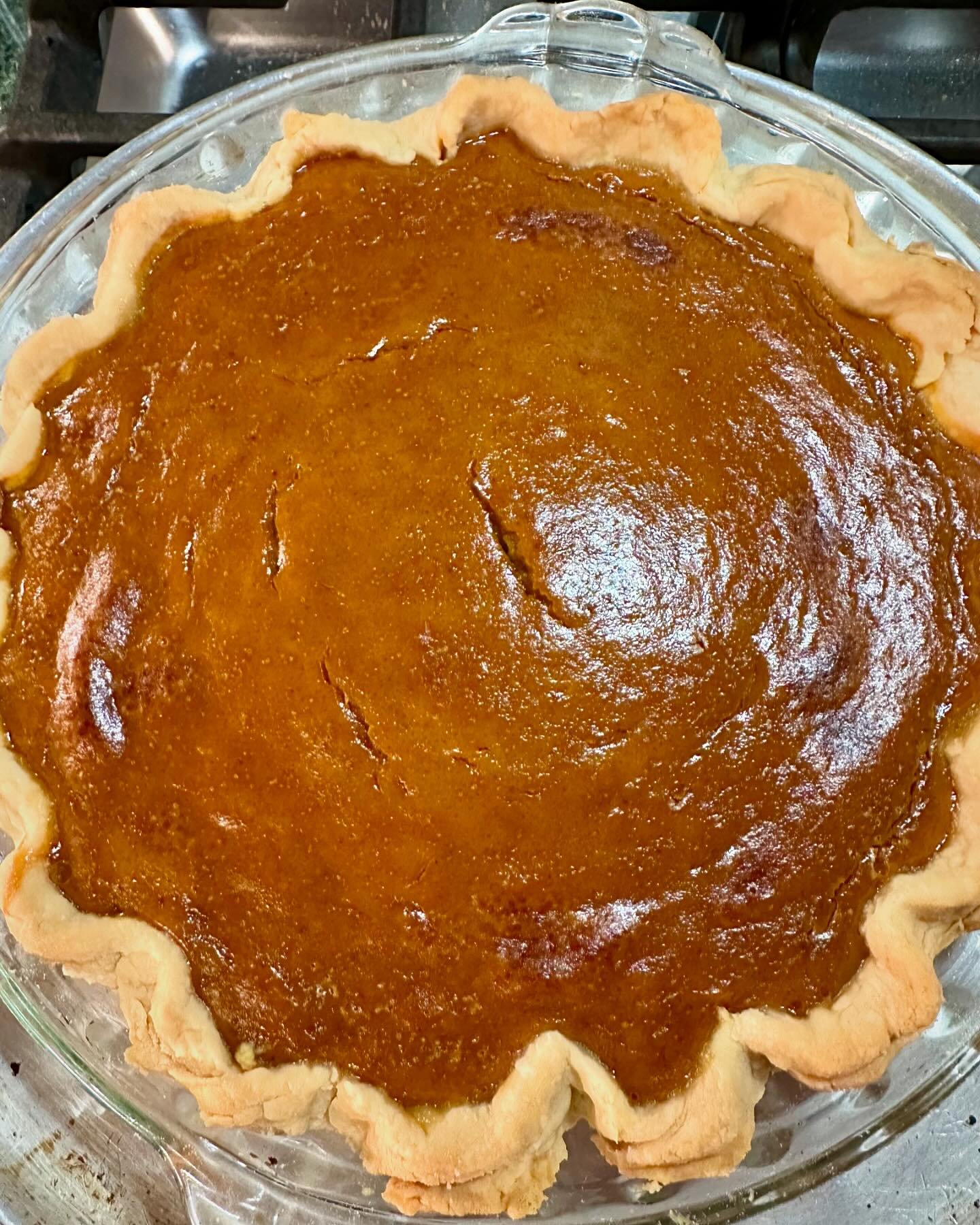 Pumpkin pie! Simple, but oh so good with fresh whipped cream. #pumkinpie #Thanksgiving #homecooking