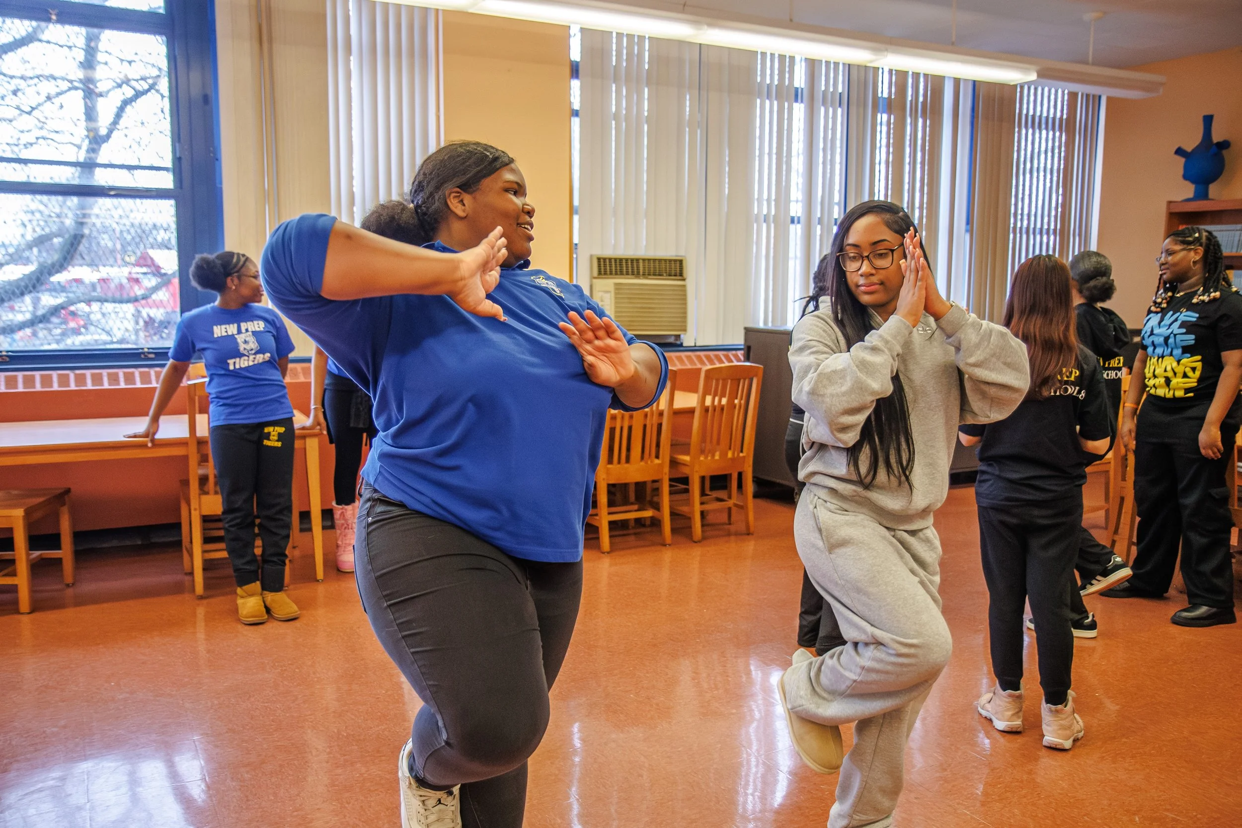 @ girls dance on one leg