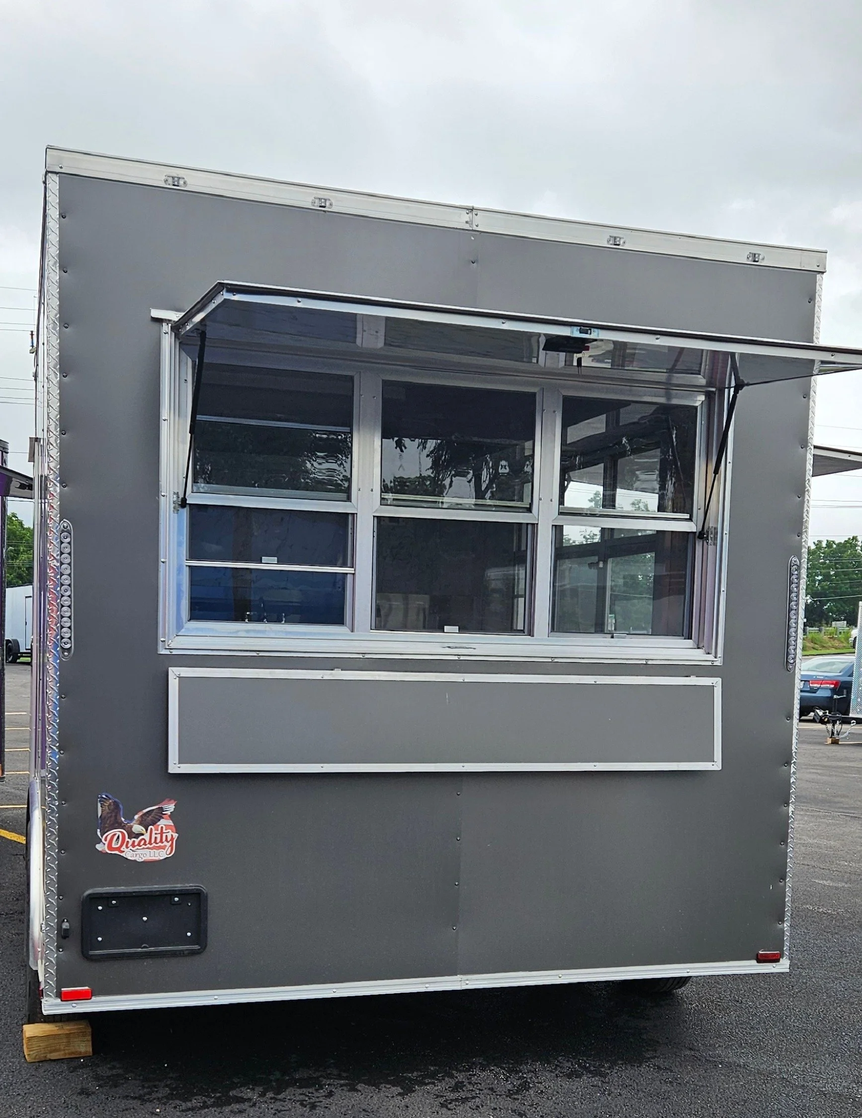Concession _Trailer_Gray_68520_1.JPG