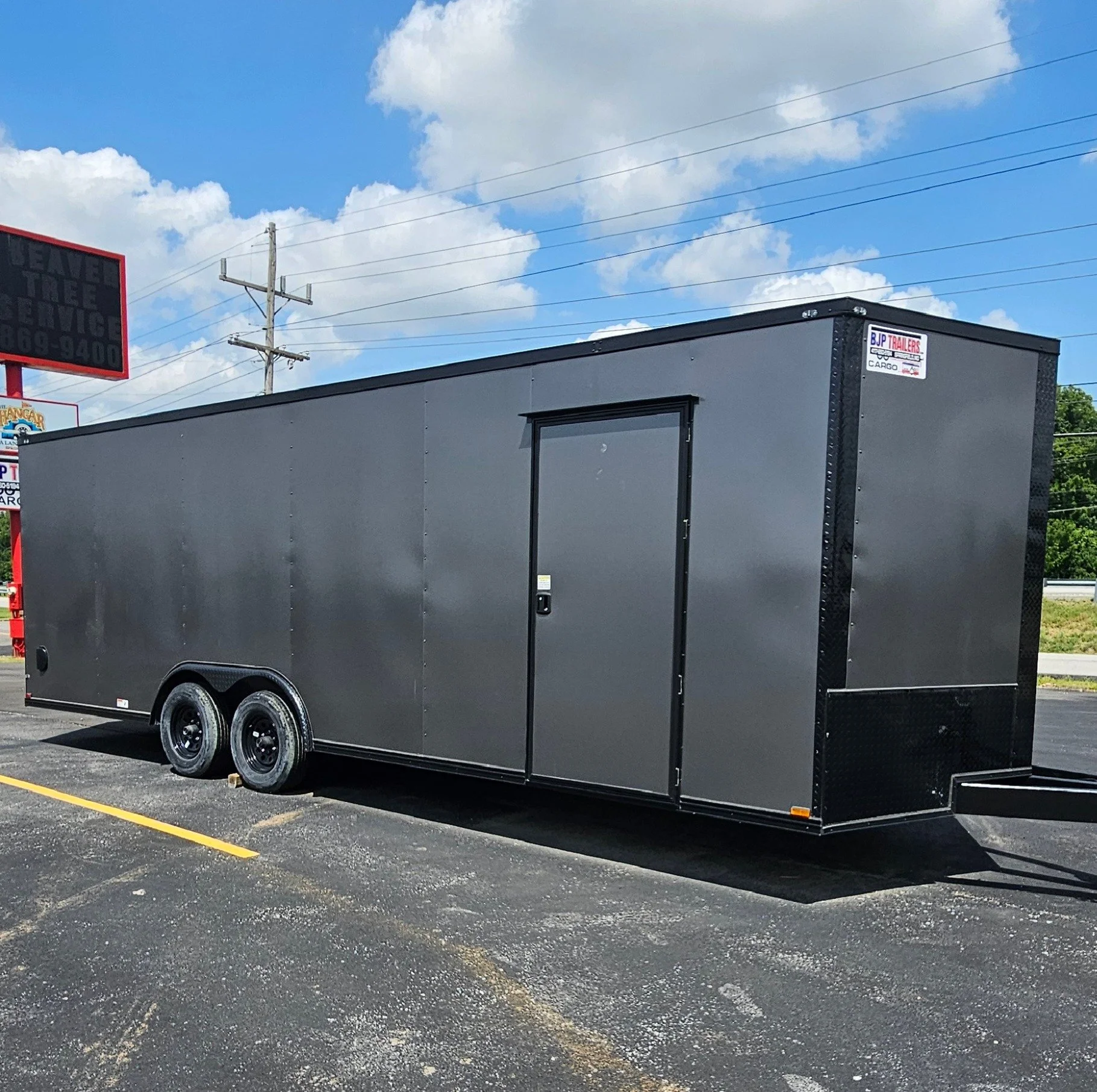 CargoTrailer_Trailer_Charcoal_71318_1.JPG