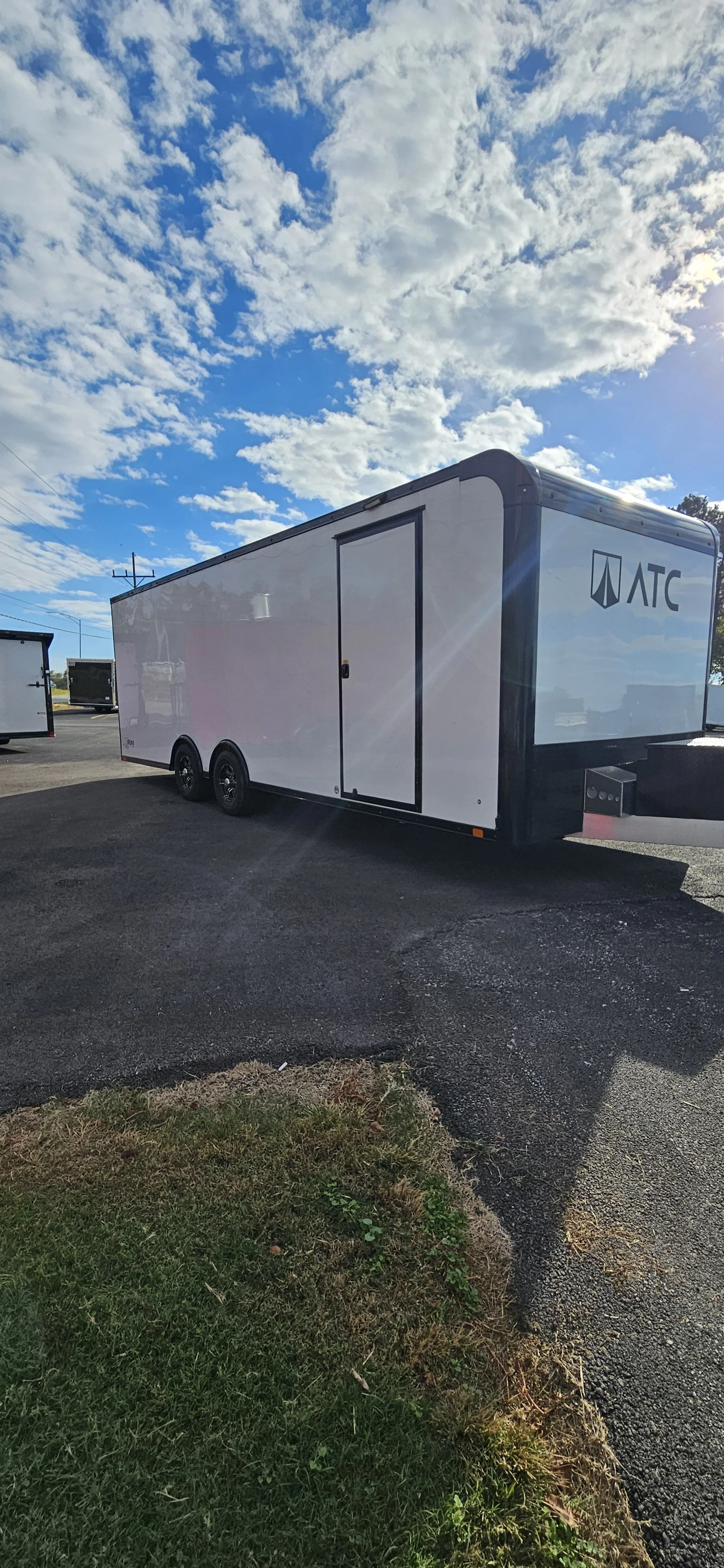 8.5X 30 White Car Hauler #32088