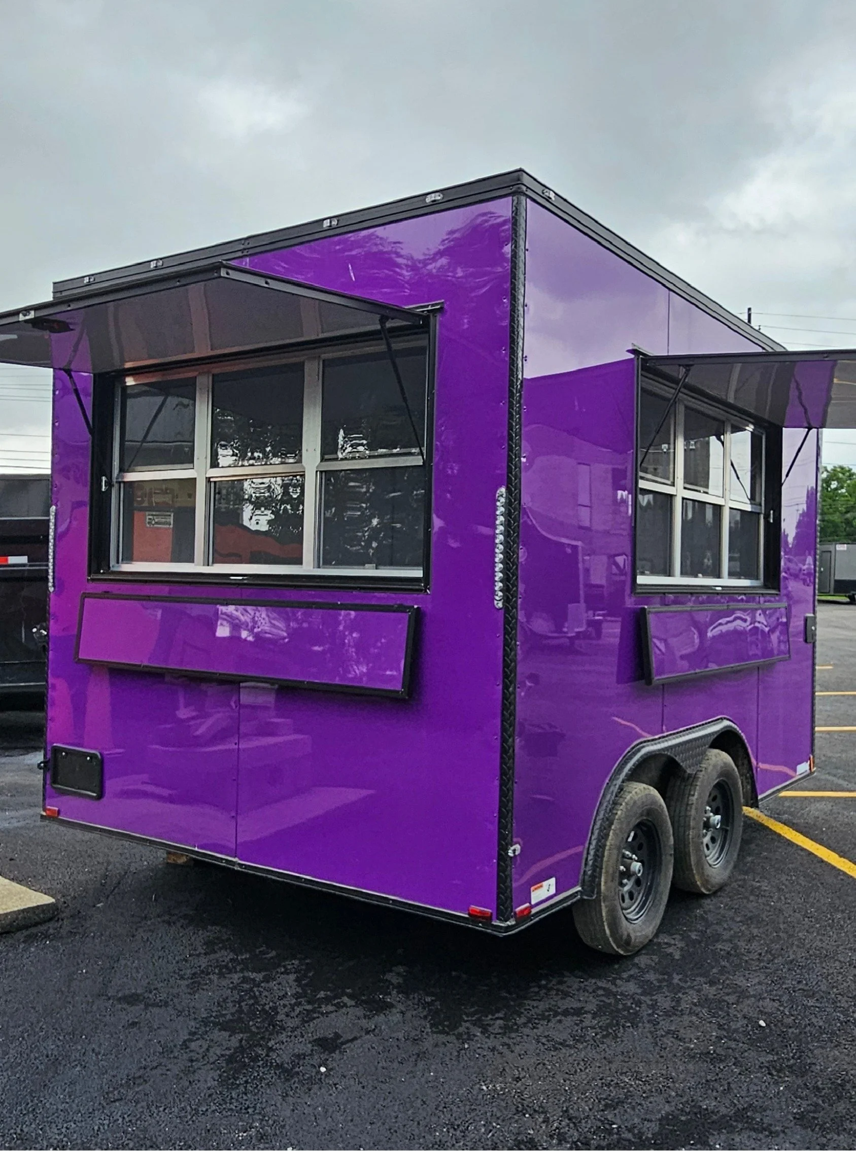 Concession _Trailer_Purple_68733_6.JPG
