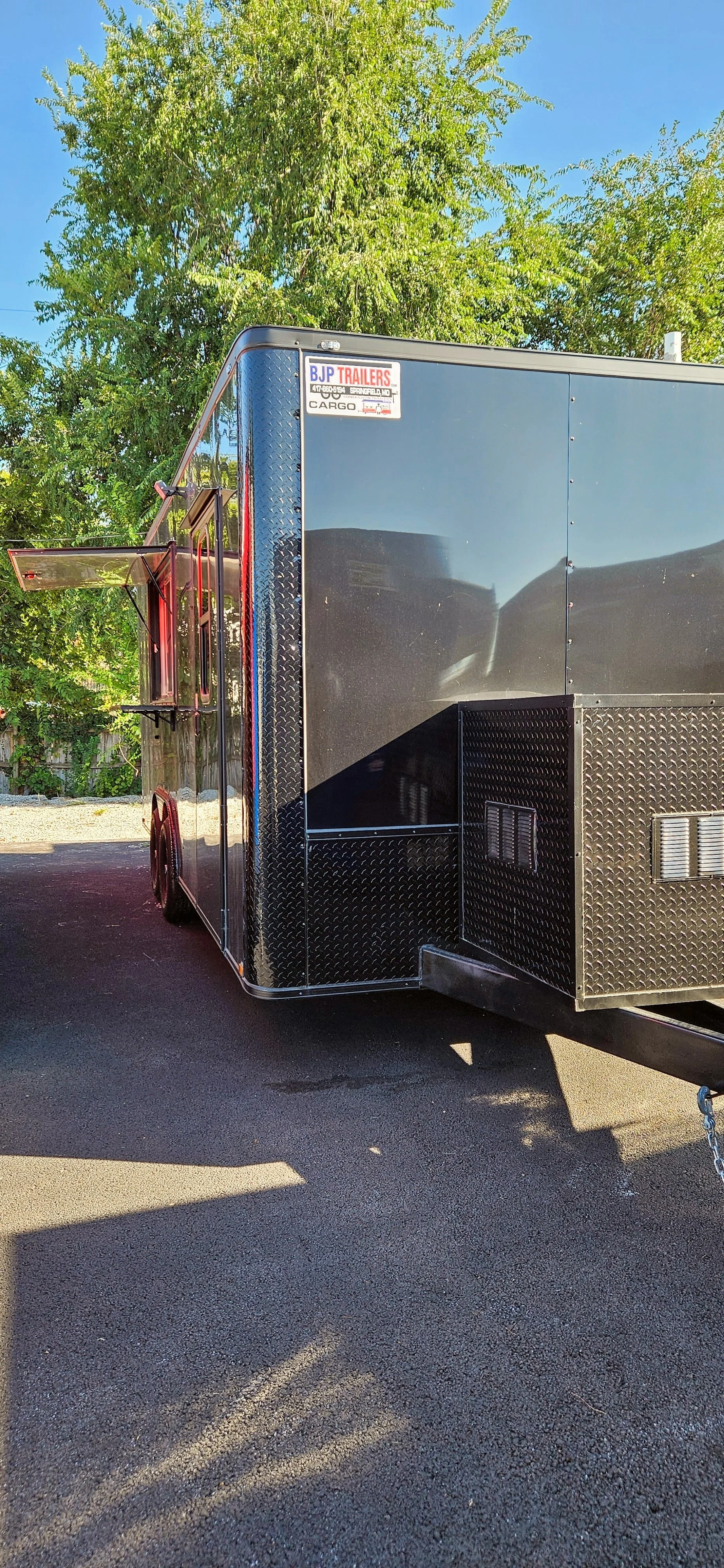 Concession _Trailer_Black_72173.JPG