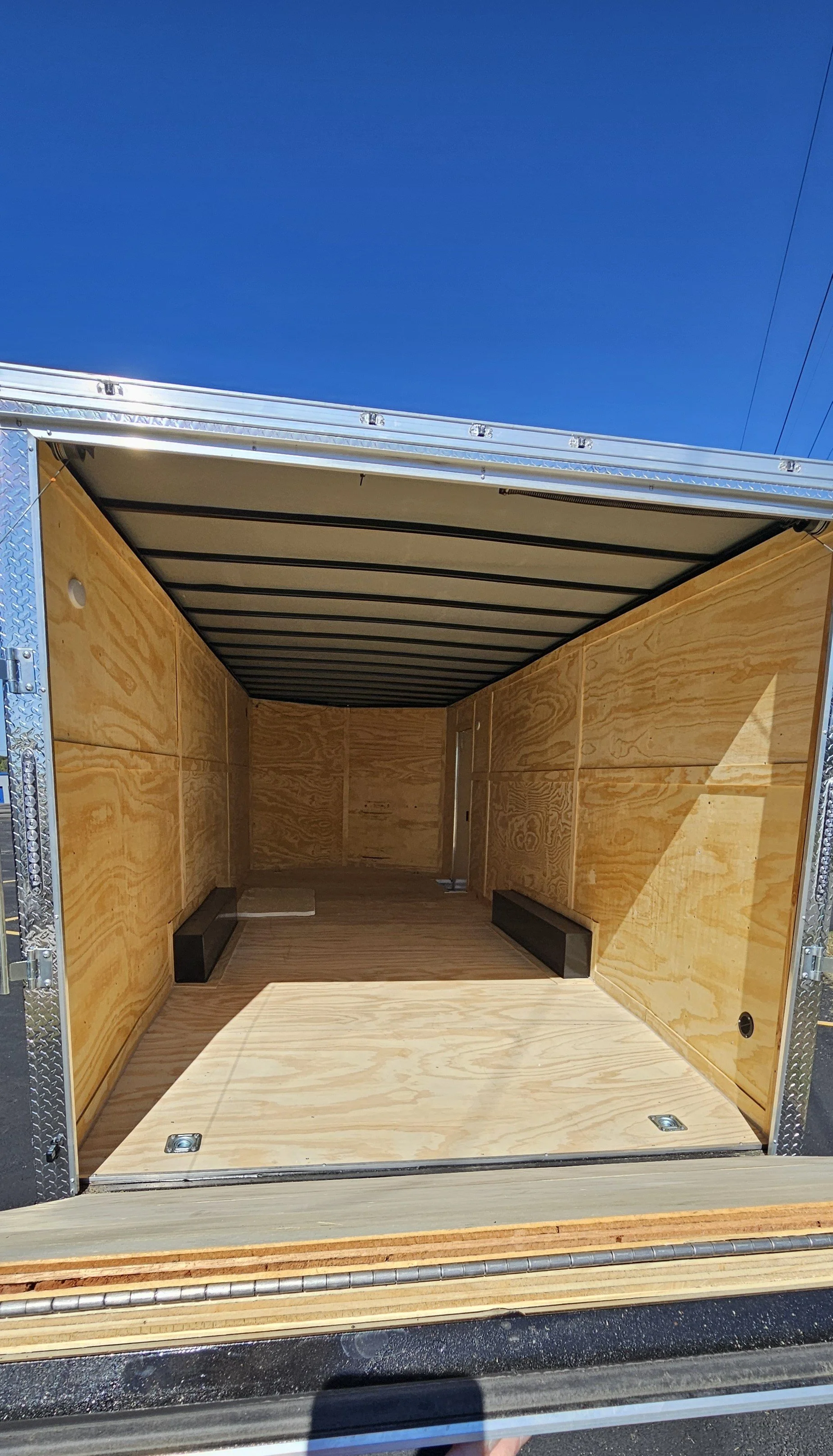 Cargo_Trailer_Black_73577_4.jpg