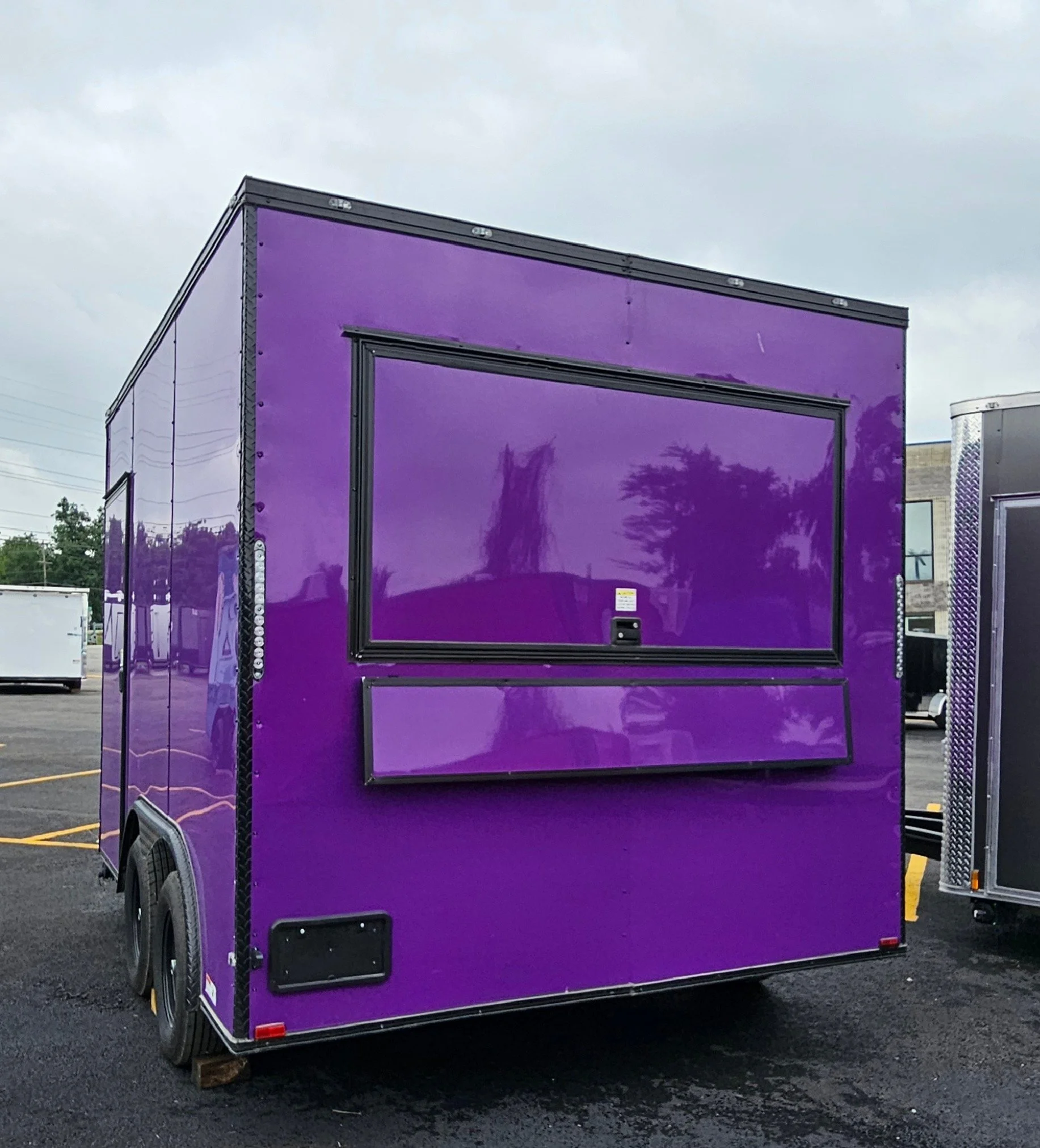 Concession _Trailer_Purple_68733_2.JPG