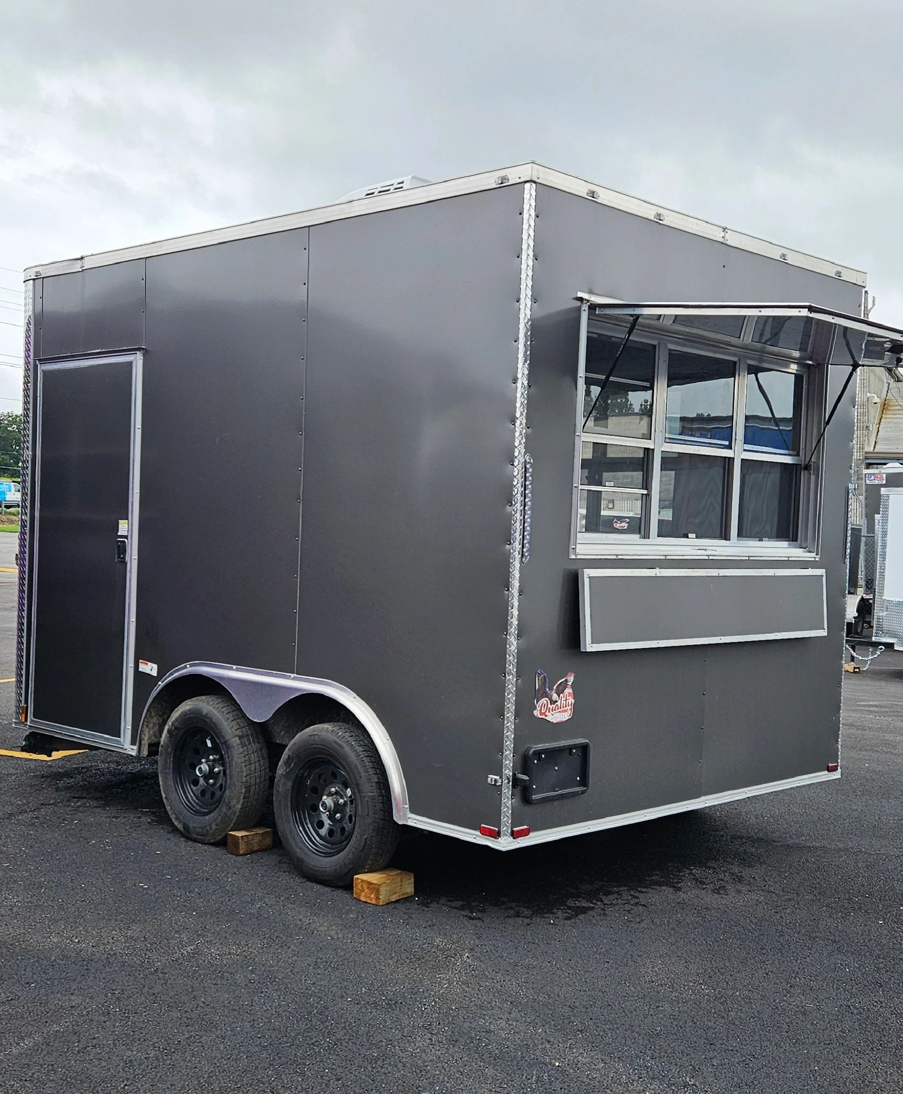 Concession _Trailer_Gray_68520_4.JPG