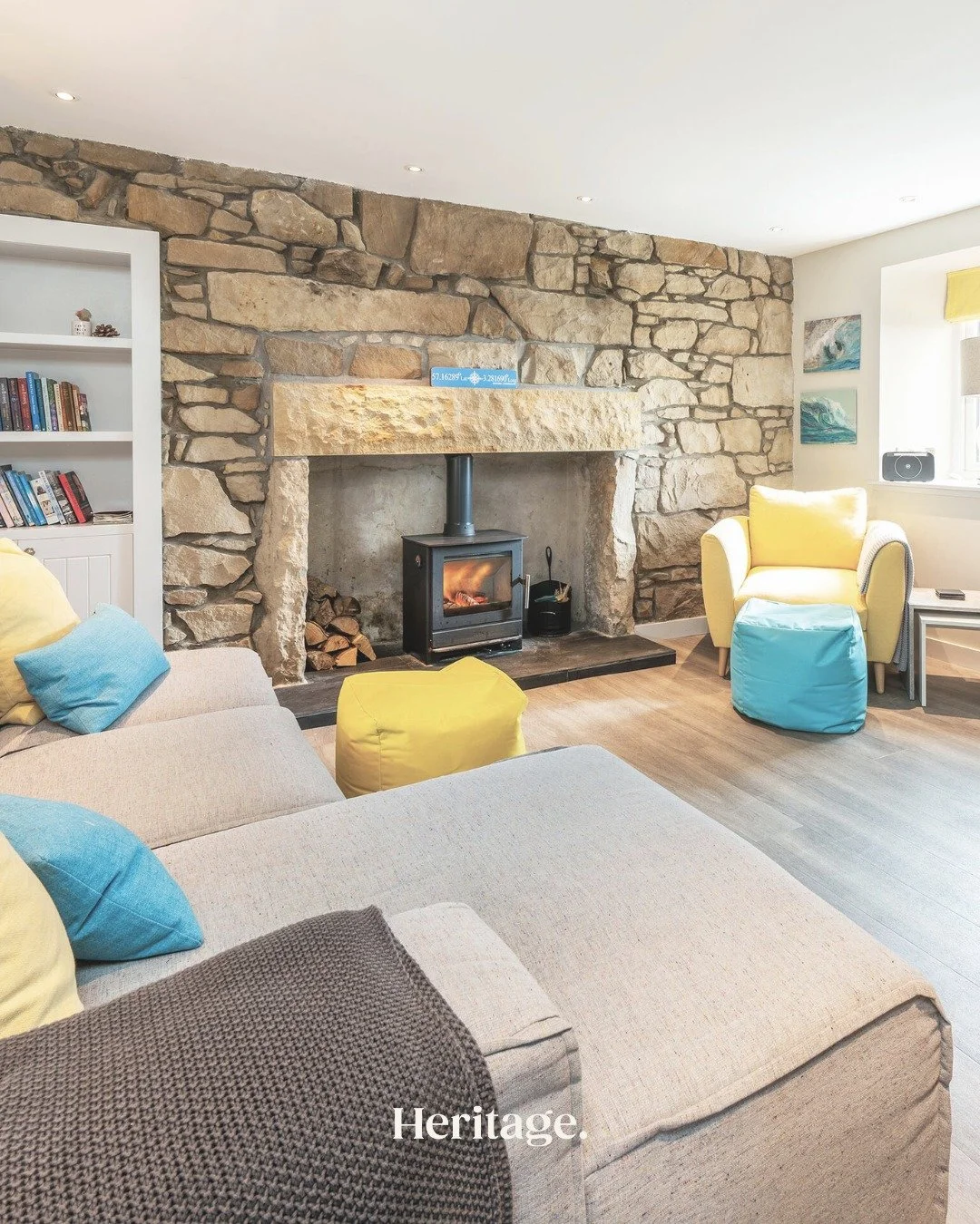 A little seaside escape for two? Beach Cottage, Lossiemouth is the perfect spot for a quiet break by the coast - relaxed, cosy and close to everything that makes Lossie special🌊🐾

Beach Cottage:
&bull; Sleeps 2 - ideal for a cosy, relaxed getaway
&
