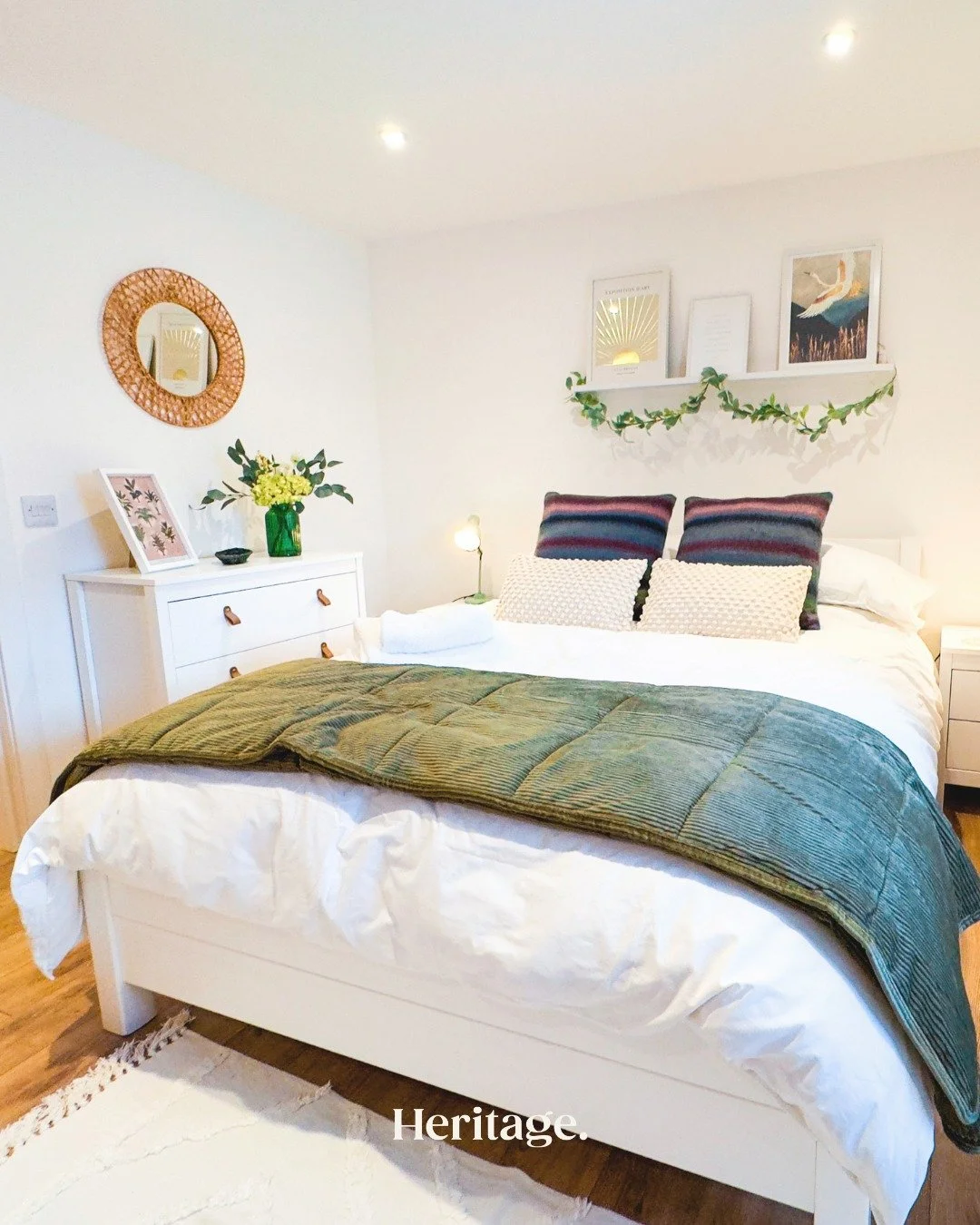 A relaxed seaside escape at The Lookout 🌊

Ideal for a couples&rsquo; getaway, this calm, comfortable and stylish beachside home is all about easy days by the sea. Walks along the sand, coffee with a view, and quiet evenings in the local pubs, the L