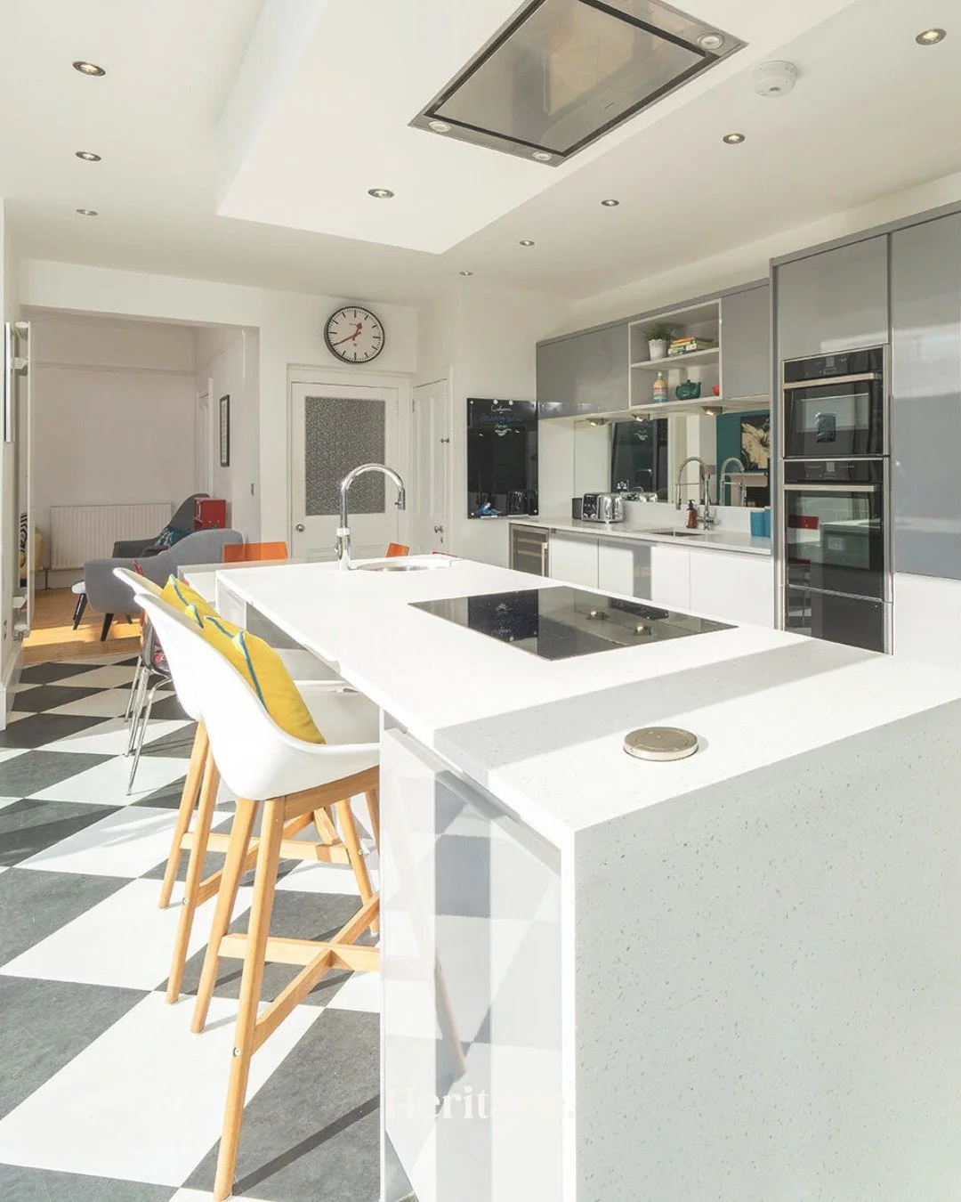 Big house, good vibes, and everything you need for an easy stay in Stonehaven ☀️

Sunnybrae House is the kind of place thats made for family get-togethers, with plenty of space to relax, and enjoy time together - whether that&rsquo;s slow mornings in