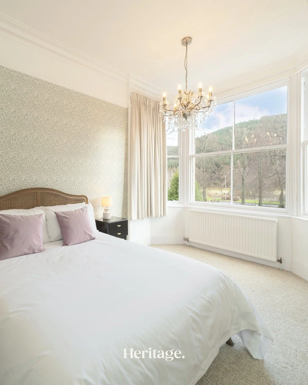 Escape to Inchgeal Lodge, a spacious and elegant retreat in the heart of Ballater 

🌲Sleeps up to 10 guests across 5 bedrooms &ndash; perfect for group stays
🌲 Large, elegant property with plenty of space to relax together
🌲 Set in the heart of th