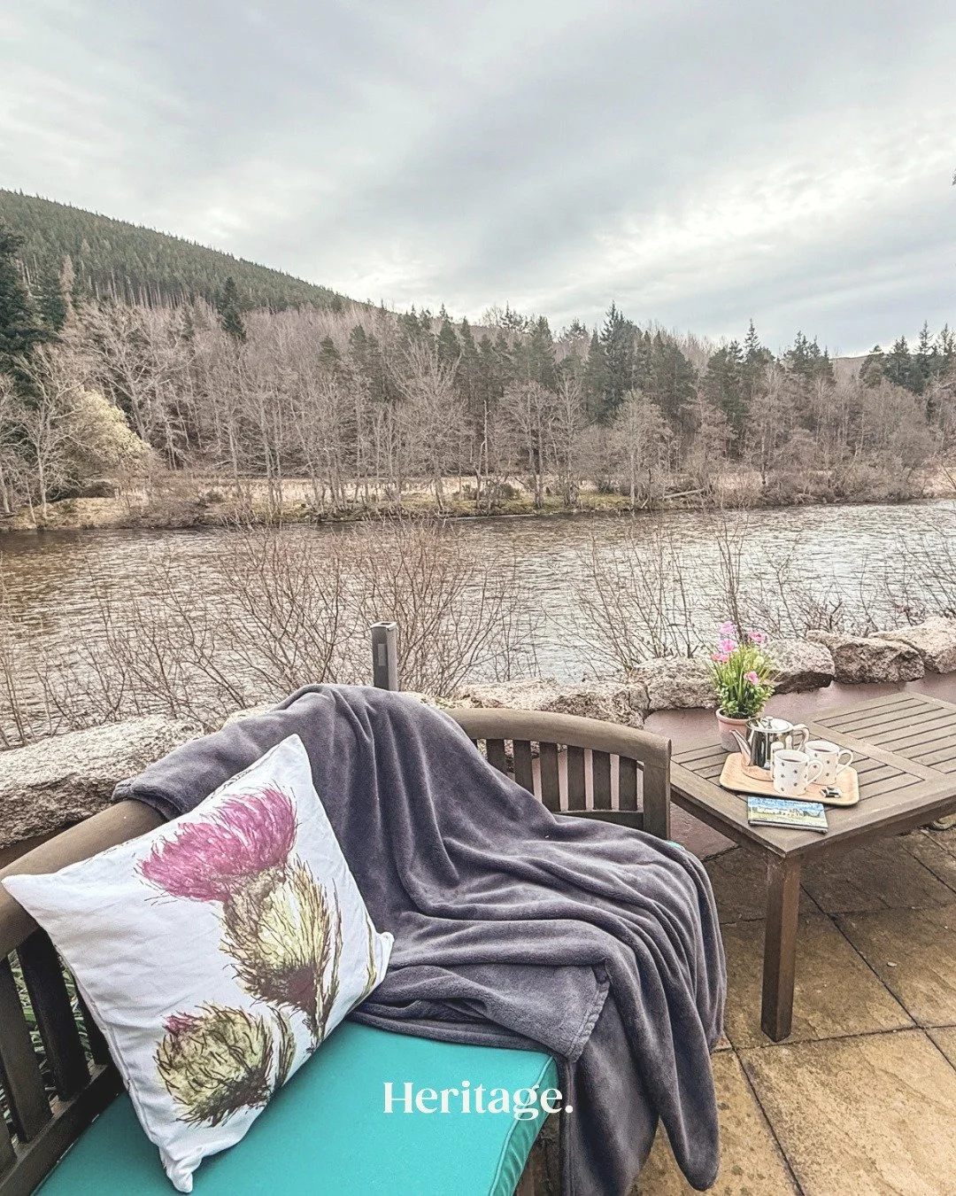 What a place to relax&hellip; welcome to Bridgeview, Ballater

Step onto the patio, take in the peaceful views over the River Dee and surrounding woodland, and let the world slow down for a while 

Whether it&rsquo;s morning coffee or evening drinks,