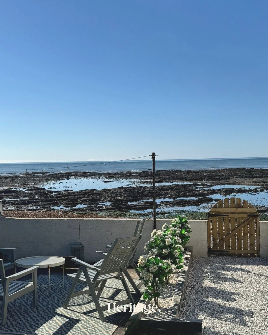 Welcome to Coorie by the Coast, Arbroath 🌊

Wake up to stunning sea views, salty air and the sound of the waves at our traditional fisherman's cottage in the heart of Arbroath. Sleeping 6 guests, Coorie by the Coast is perfect for family getaways!

