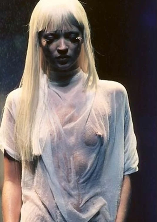 Tumblr_l_283345840393056.jpg