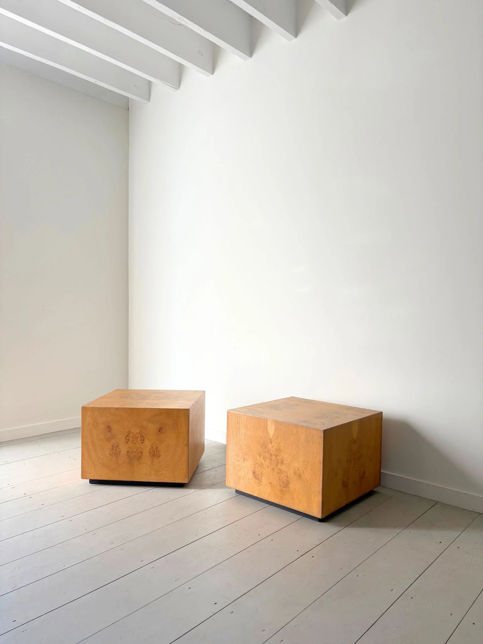 A pair of Mid Century book matched burr wood side tables or bedsides in a striking cubic design - Bureau Bruton Antiques and Vintage Design and Furniture Showroom