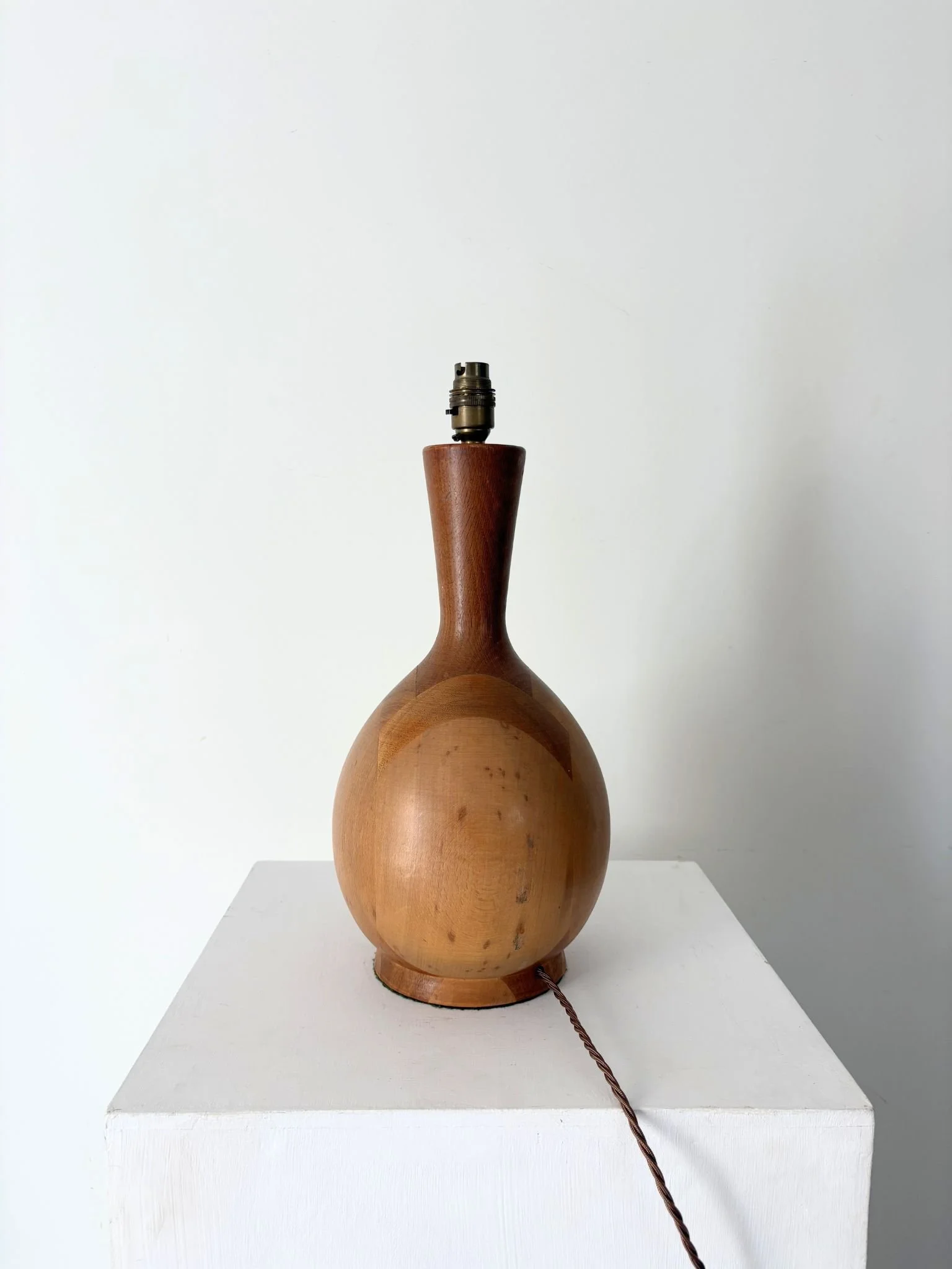 Mid C Inlaid Lamp (5).jpg