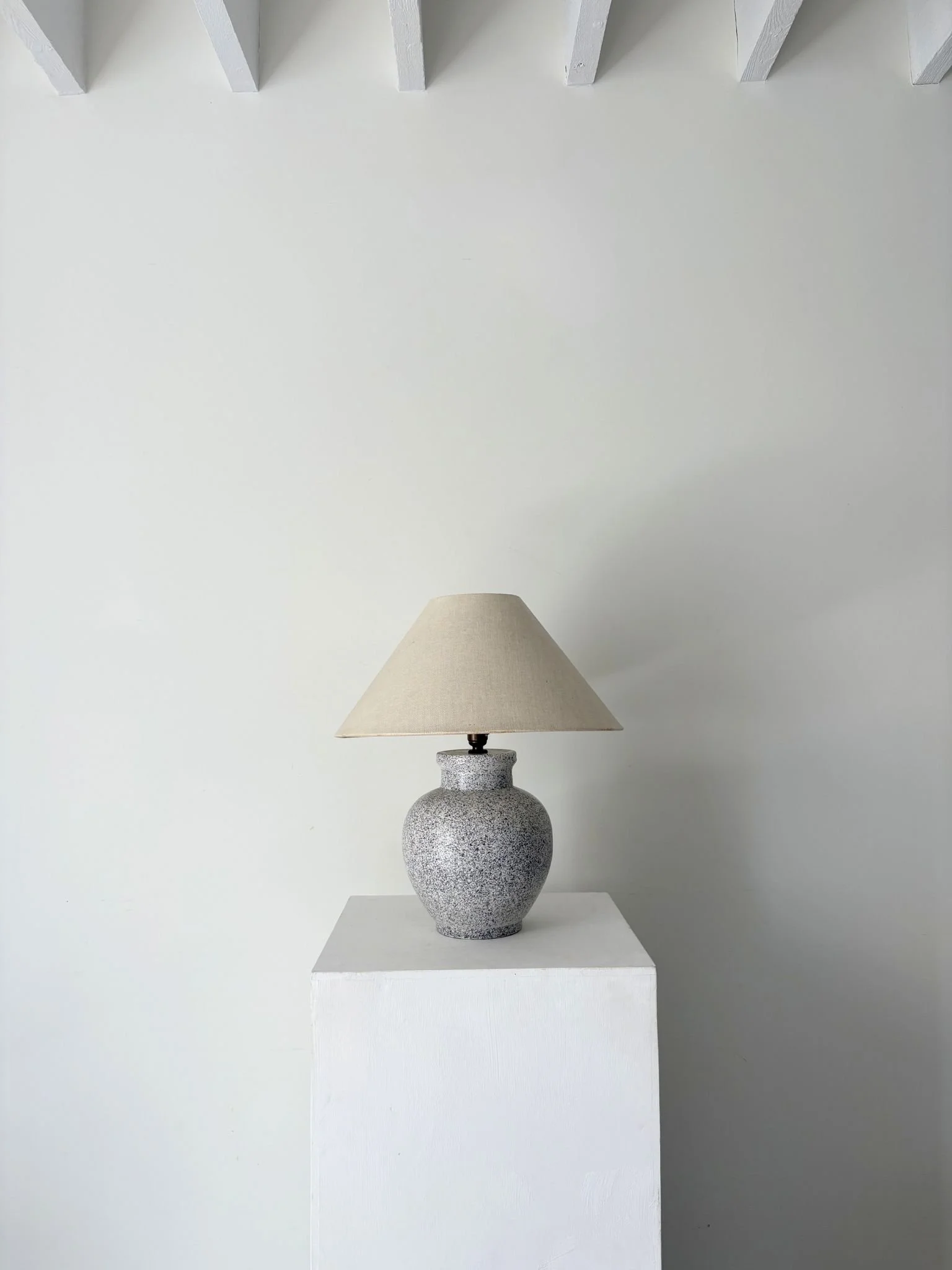 Small Post Modern Italian Table Lamp With Speckled Black and White Ceramic Base - Bureau Bruton