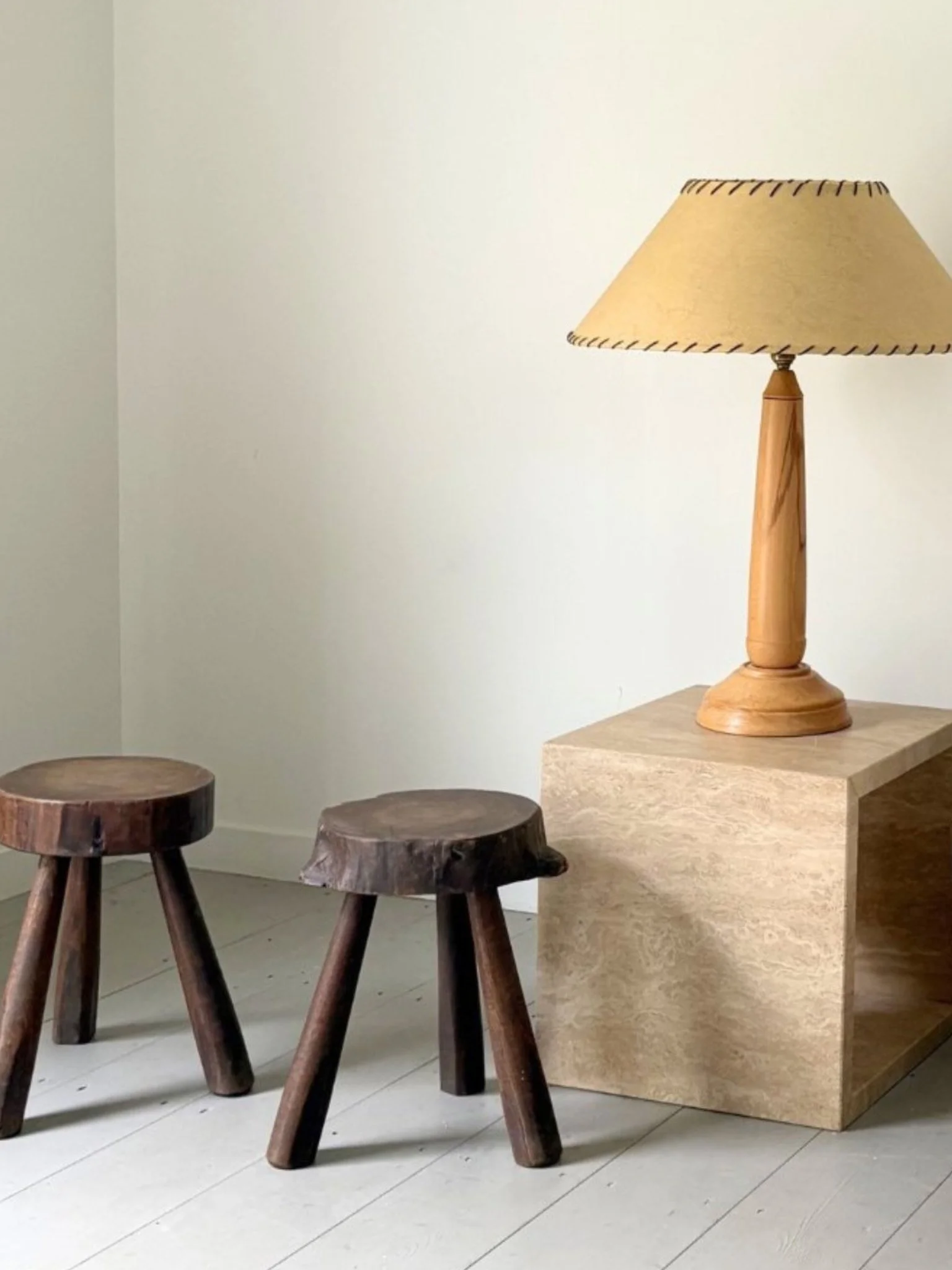 Organic Tree Slab Stool - Bureau Bruton