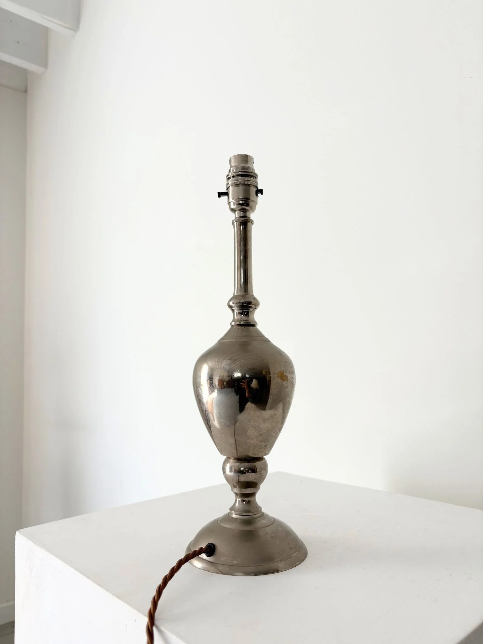 Turned Chrome Lamp (6).jpg