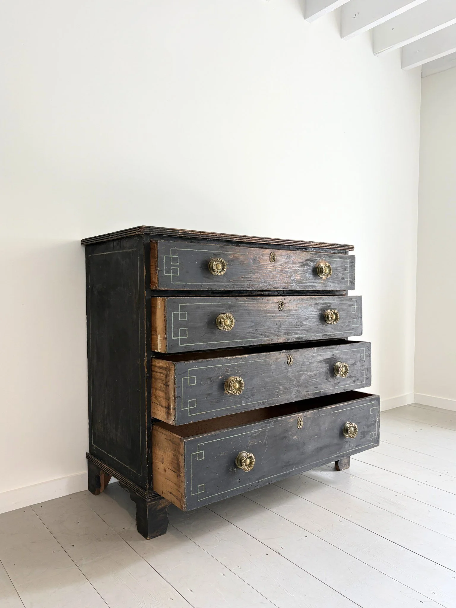 Geometric Regency Chest of Drawers - Bureau Bruton