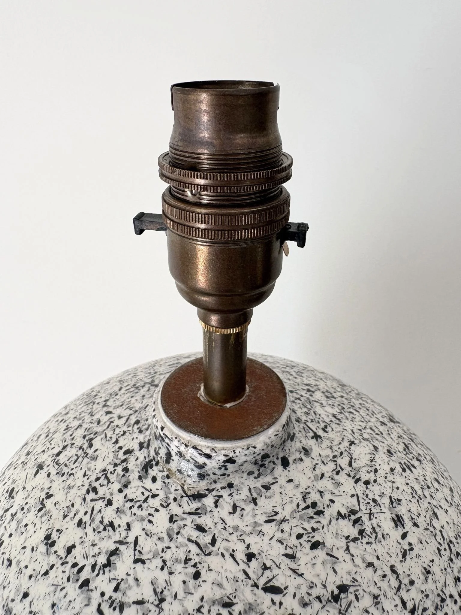 Tall Slim Italian Lamp (11).jpg
