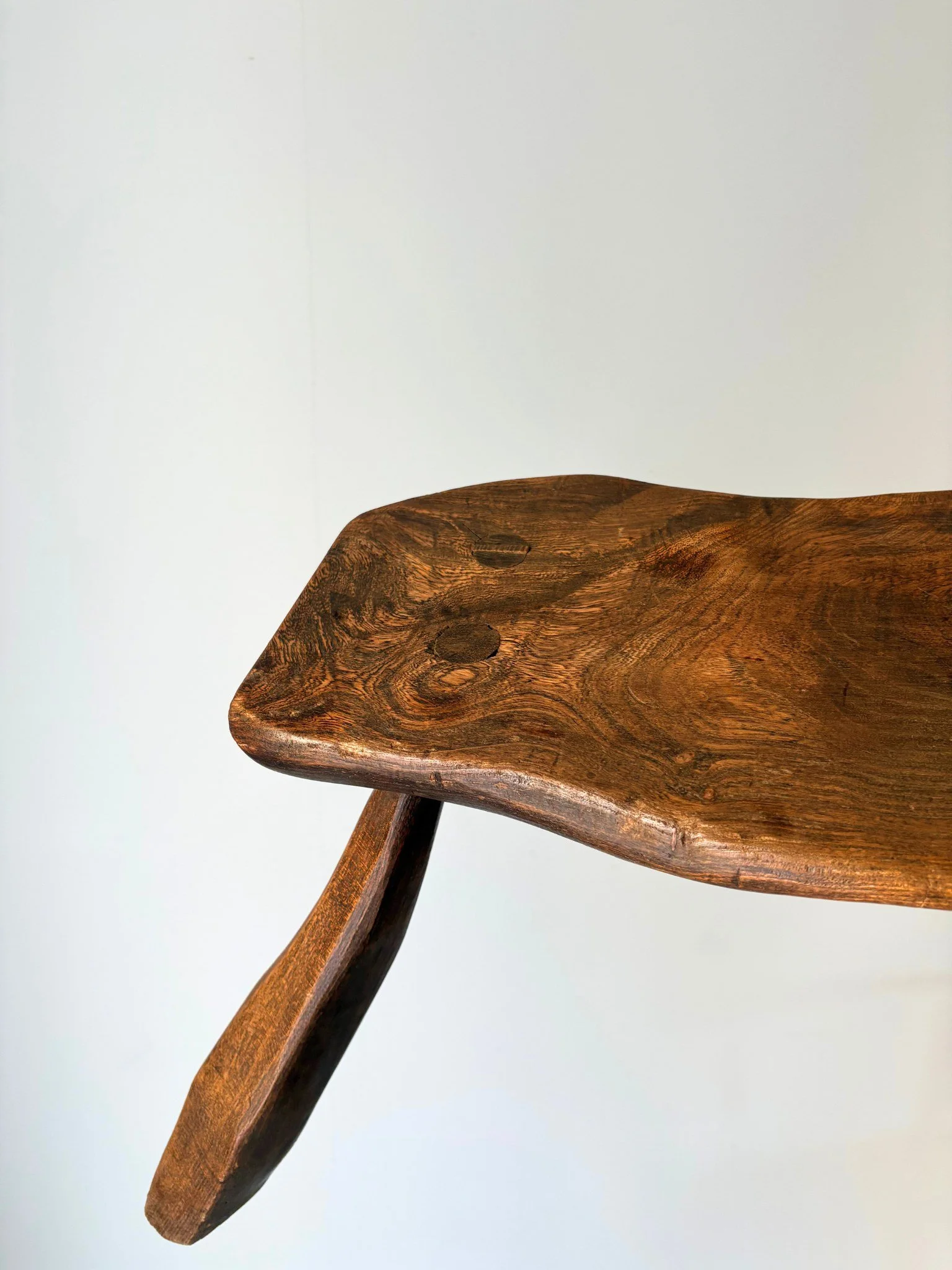 Splayed Brutalist Side Table In Solid Wood - Bureau Bruton Vintage Furniture