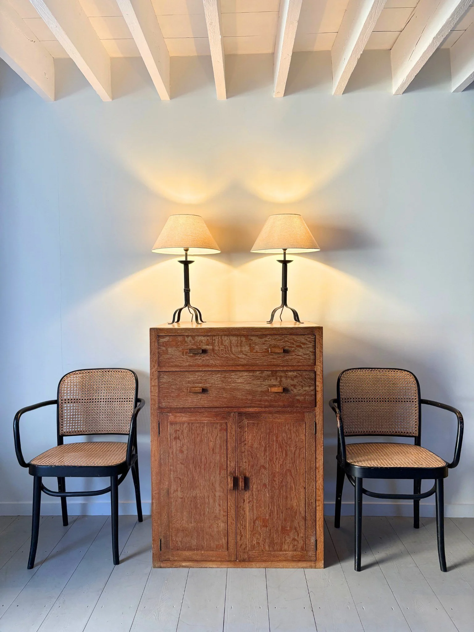 Early 20th Century Heals Tallboy Or Drinks Cabinet With Drawers - Bureau Bruton