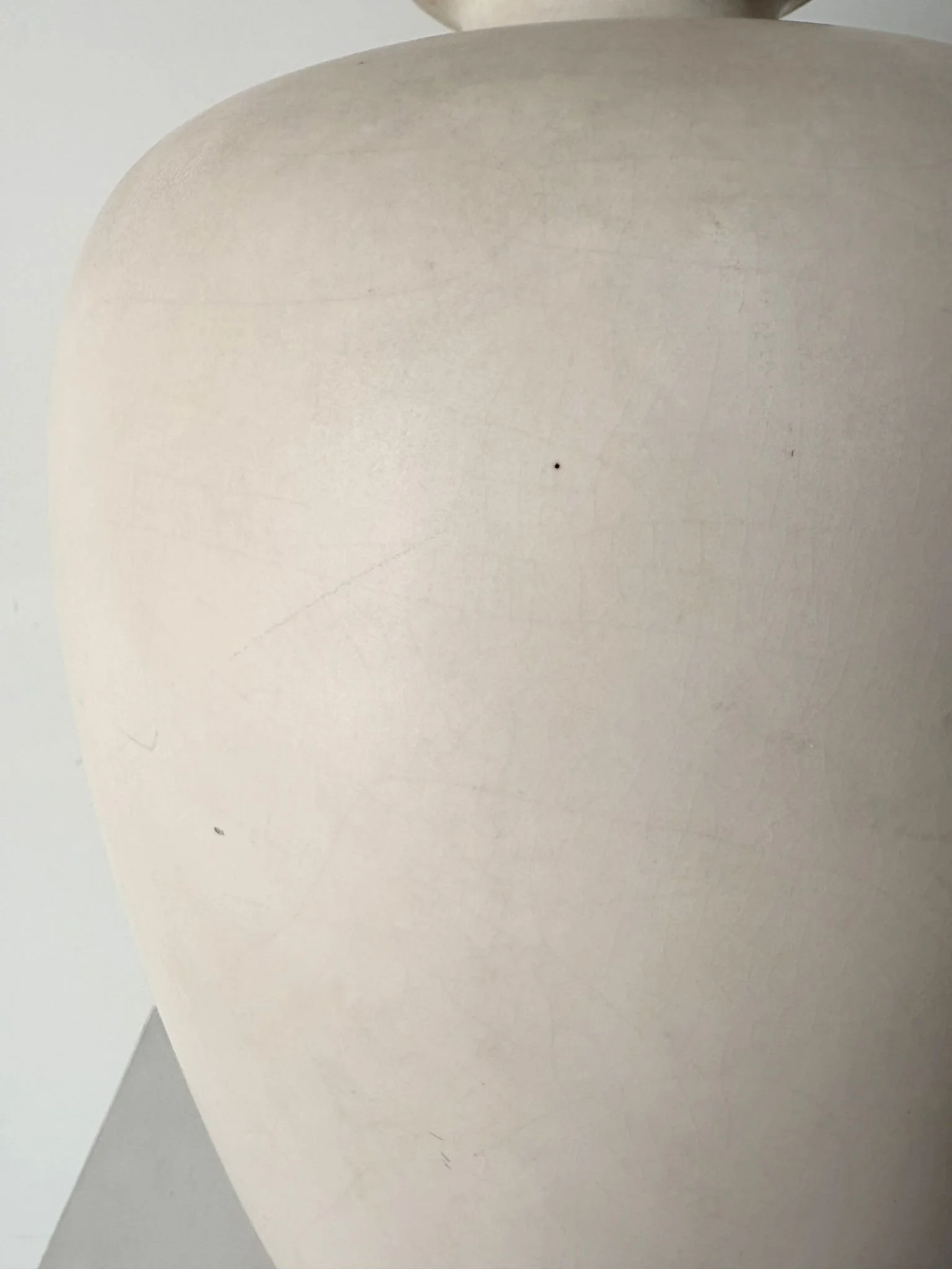 Giant Off White Lamp (12).jpg