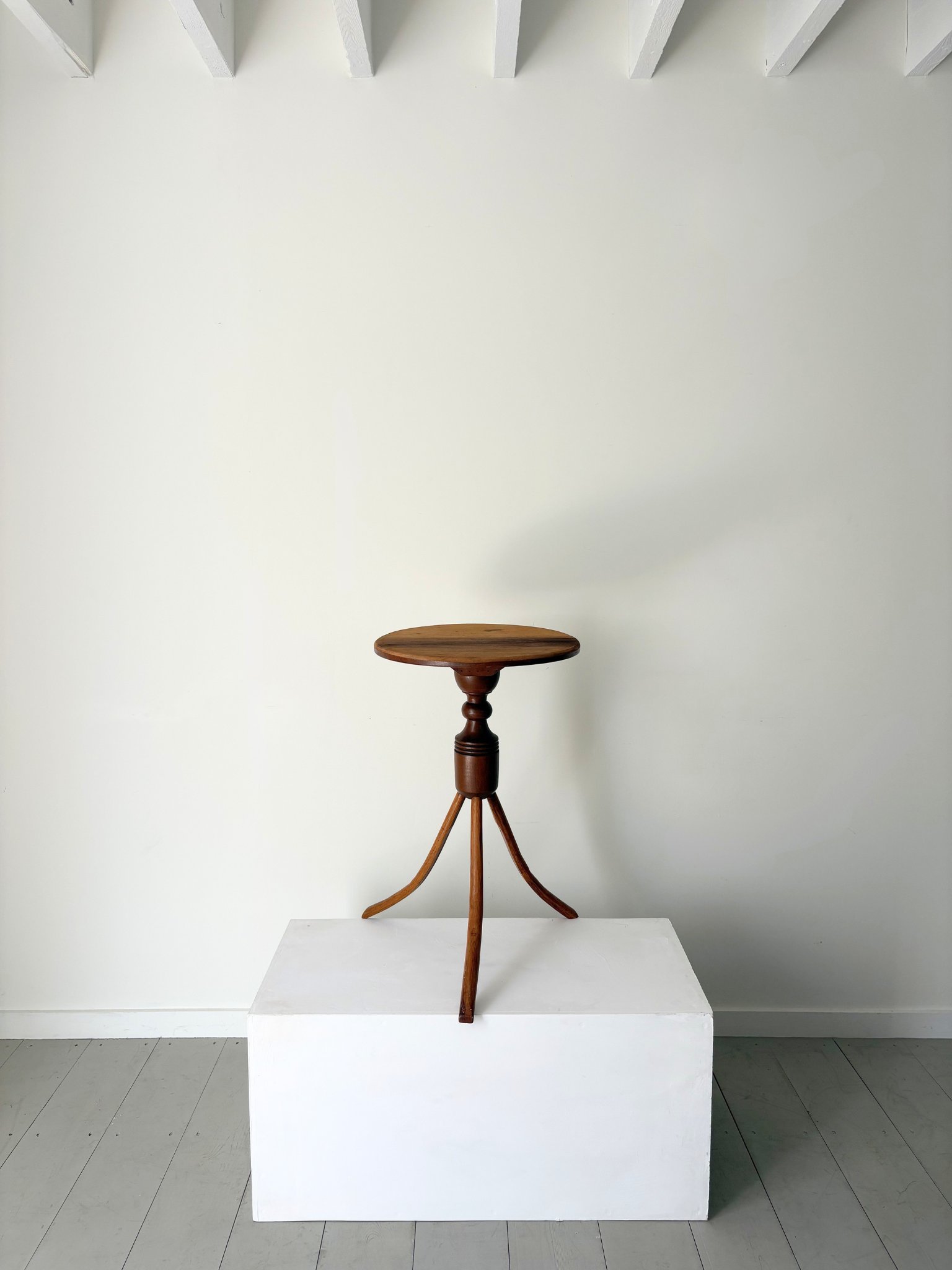 Frits Henningsen Style Bentwood Side Table - Bureau Bruton