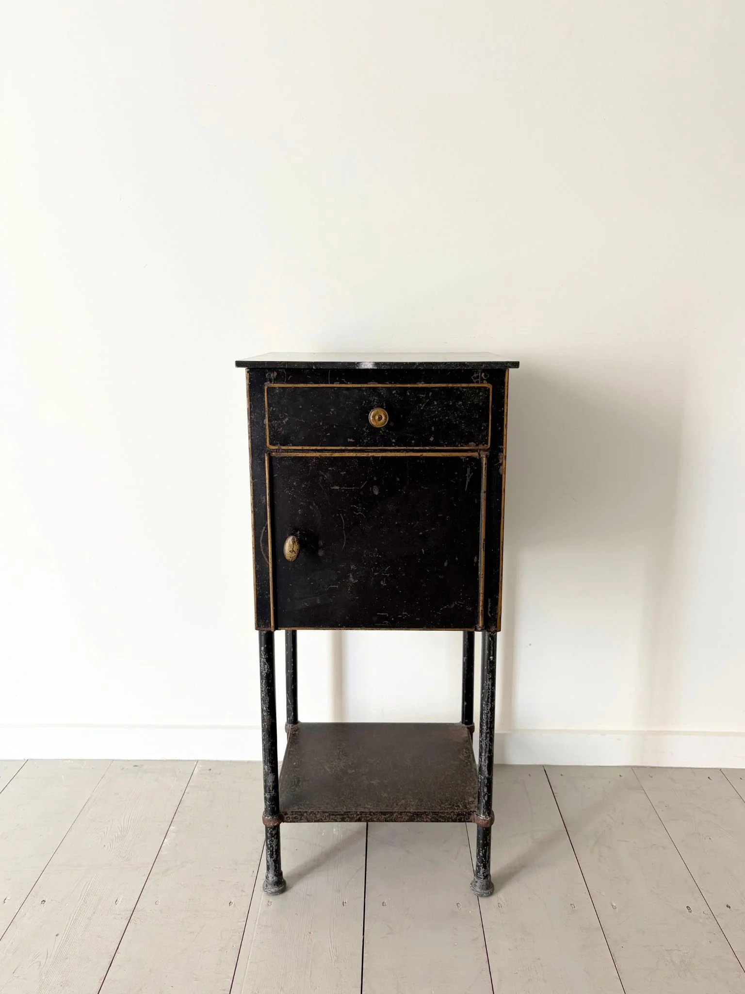 An early 20th century steel cabinet with clean modernist lines - Bureau Bruton Antiques and Vintage