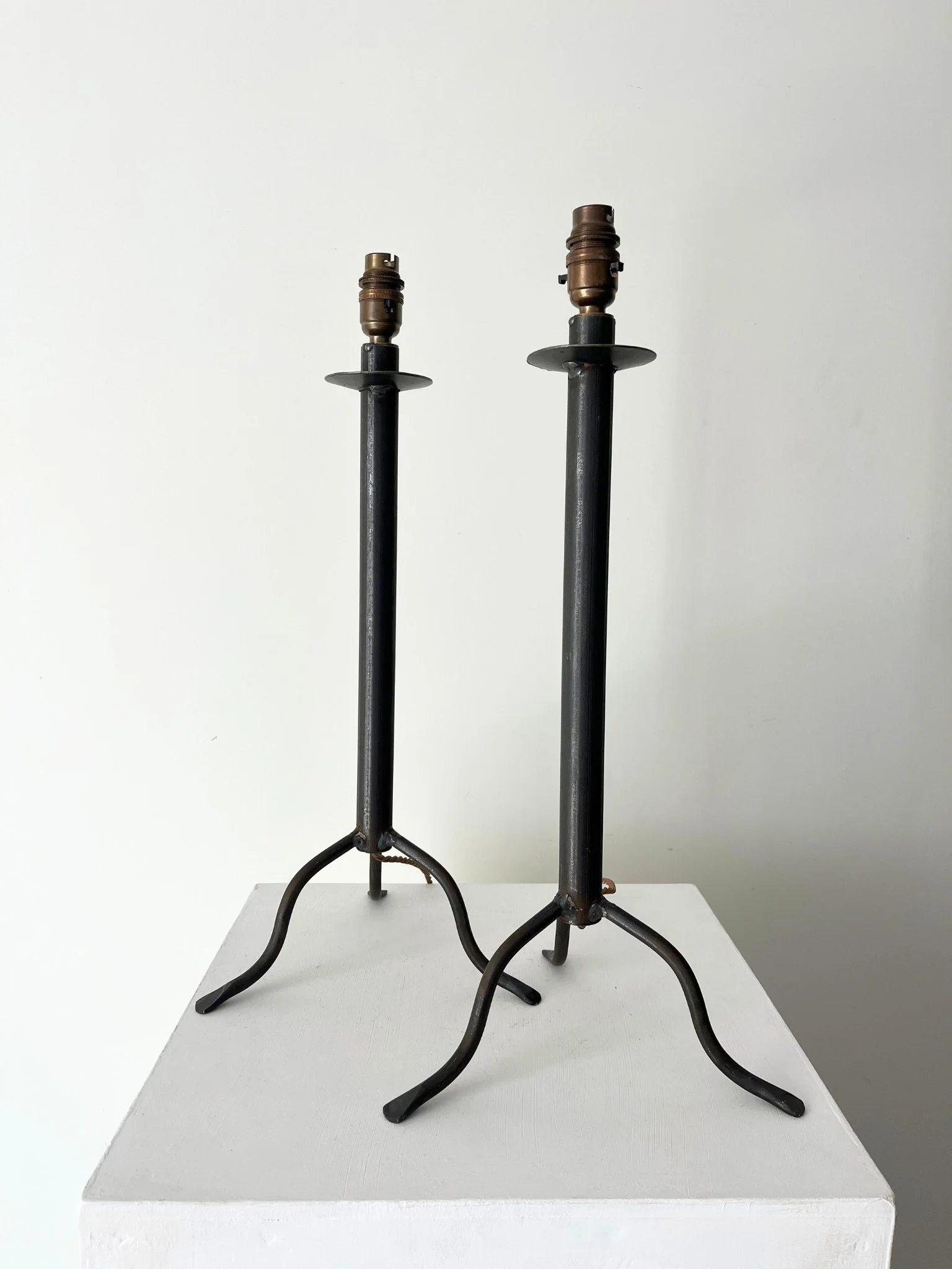Iron Table Lamps July 25 (4).jpg