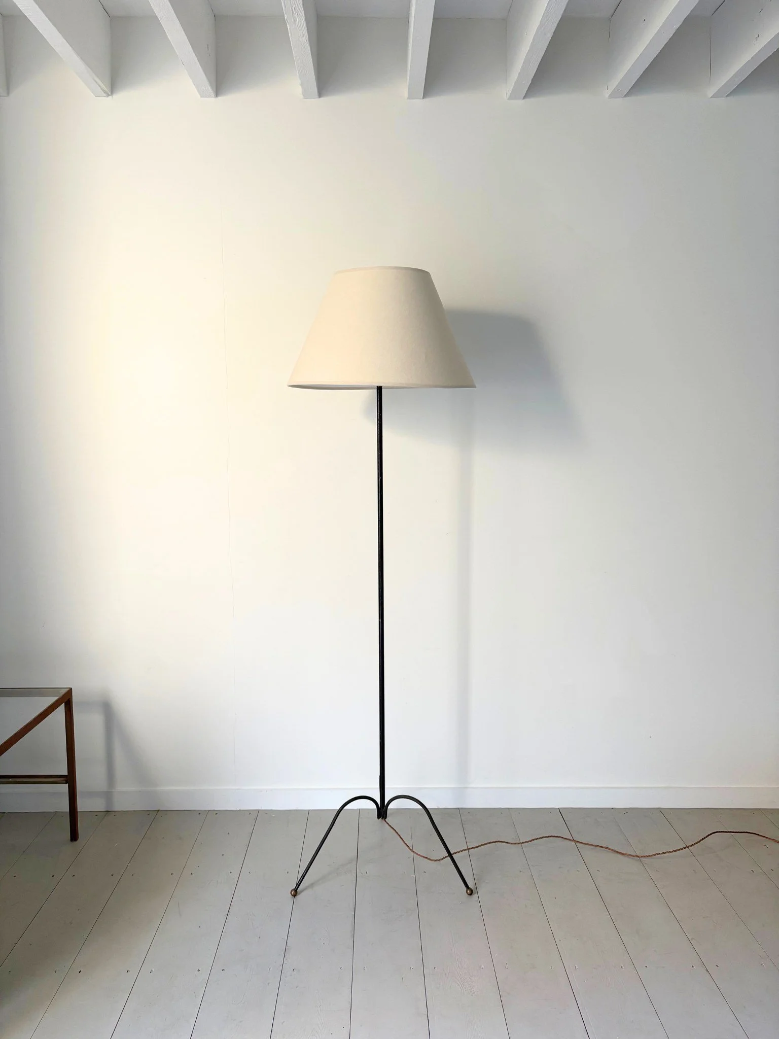 Black Metal Arched Tripod Base Floor Lamp - Bureau Bruton