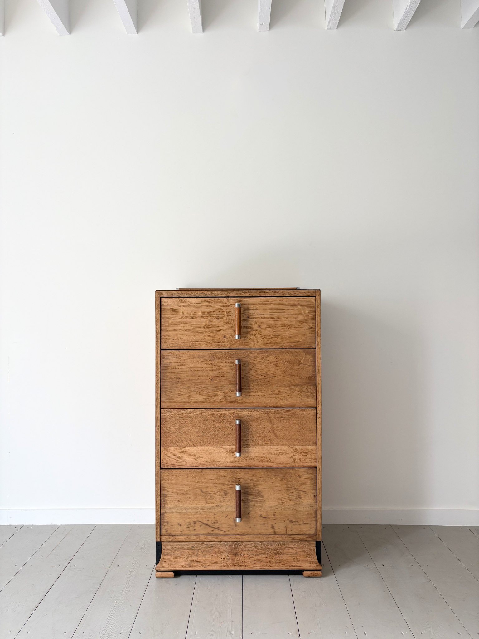 1920s Art Deco Chest of Drawer Unit In Oak - Bureau Bruton Antiques and Vintage