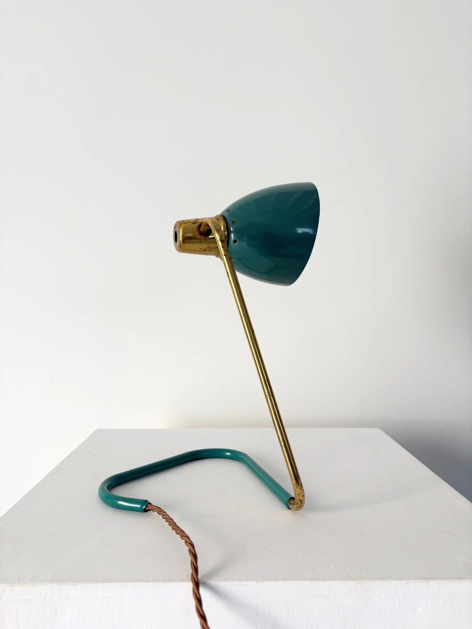 A Mid Century desk lamp designed by Robert Caillat and made in France c. 1950 - Bureau Bruton Vintage Lighting