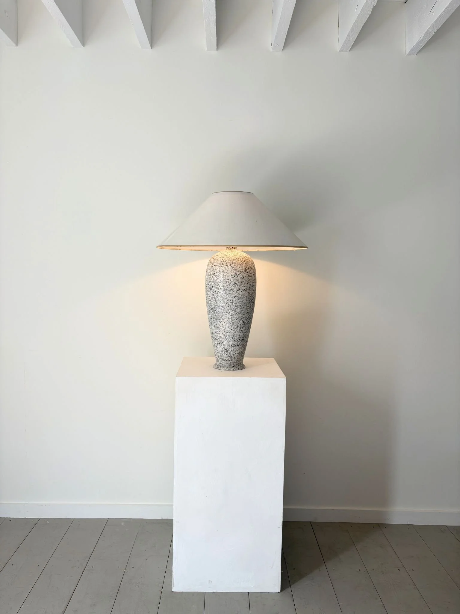 A distinctive late 20th century ceramic table lamp in a speckled glaze in monochrome tones - Bureau Bruton Antiques and Vintage