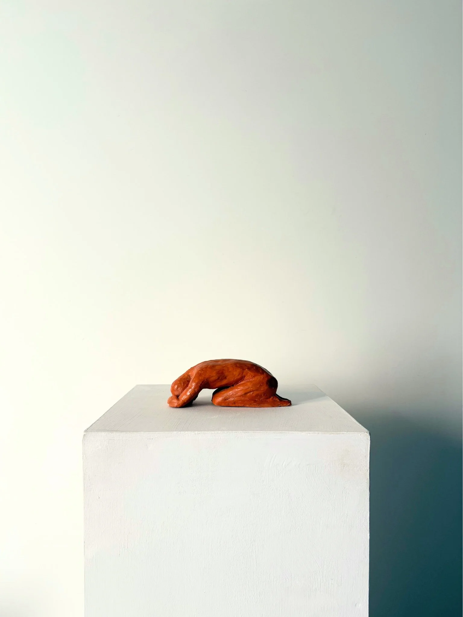 Mid Century Childs Pose Sculpture In Terracotta - Bureau Bruton