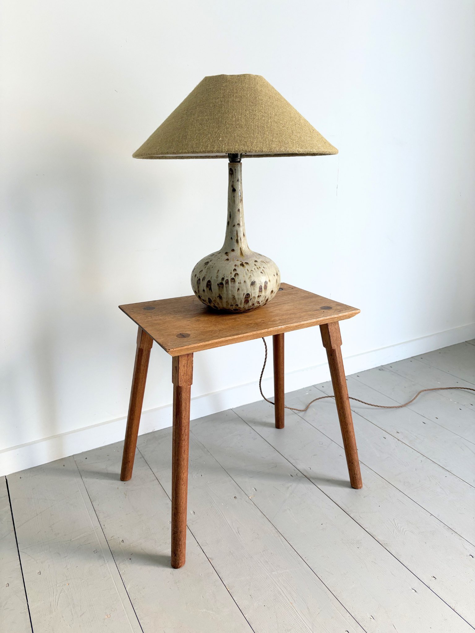 Mid Century Pegged Joint Side Table With Chamfered Legs - Bureau Bruton