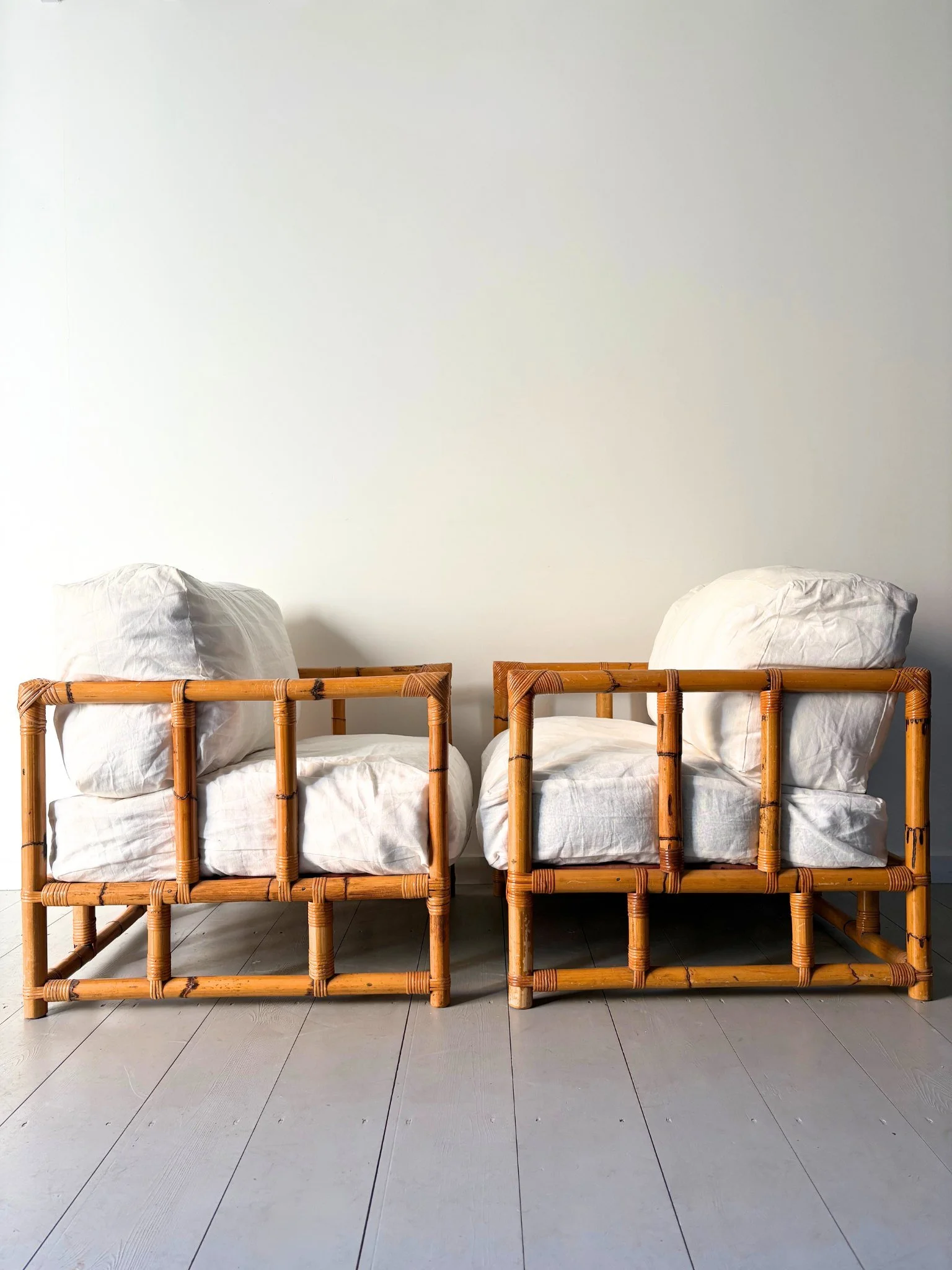 Mid Century Rattan Lounge Chairs In The Manner of Vivai Del Sud - Bureau Bruton