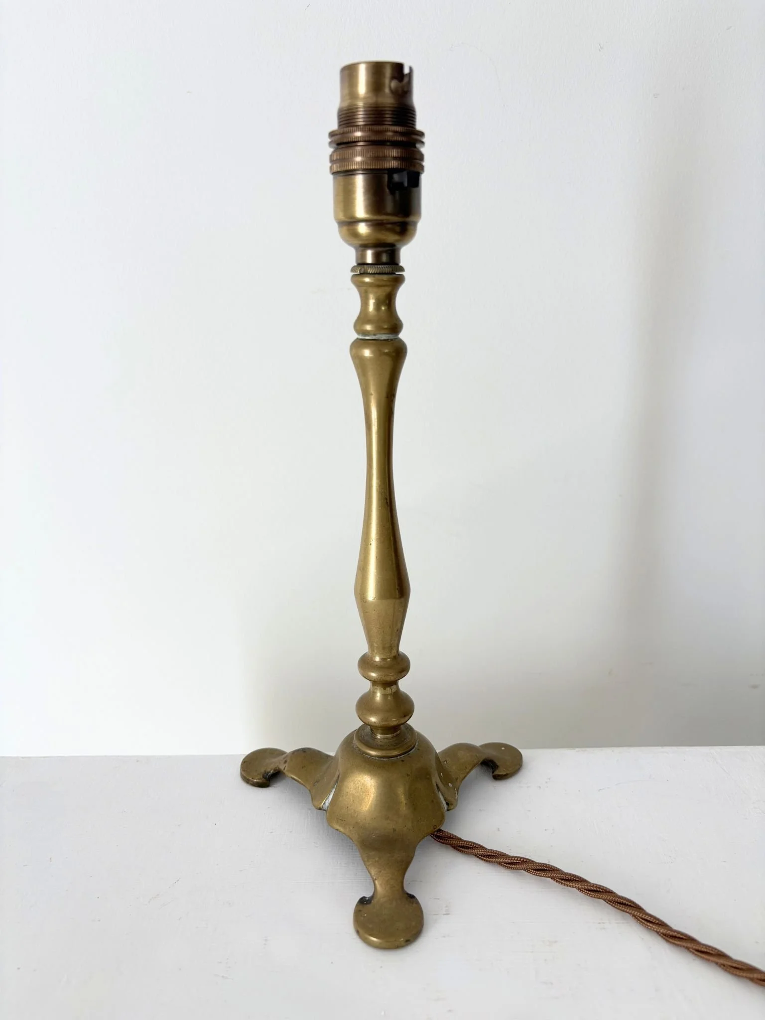 Petite Brass Lamp (5).jpg