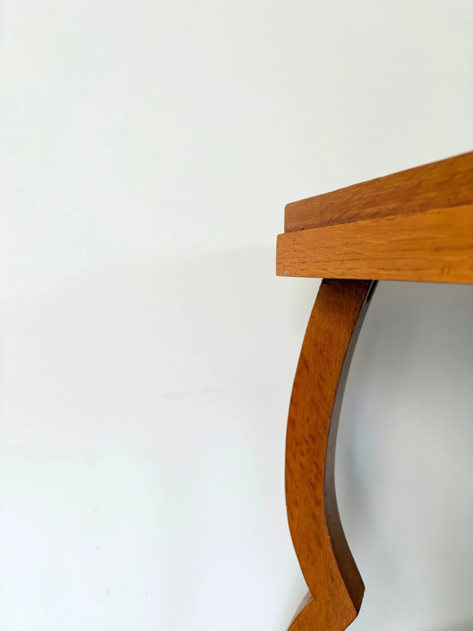 Edge profile detail on this Wavy Leg Side Table - Bureau Bruton Antiques and Vintage