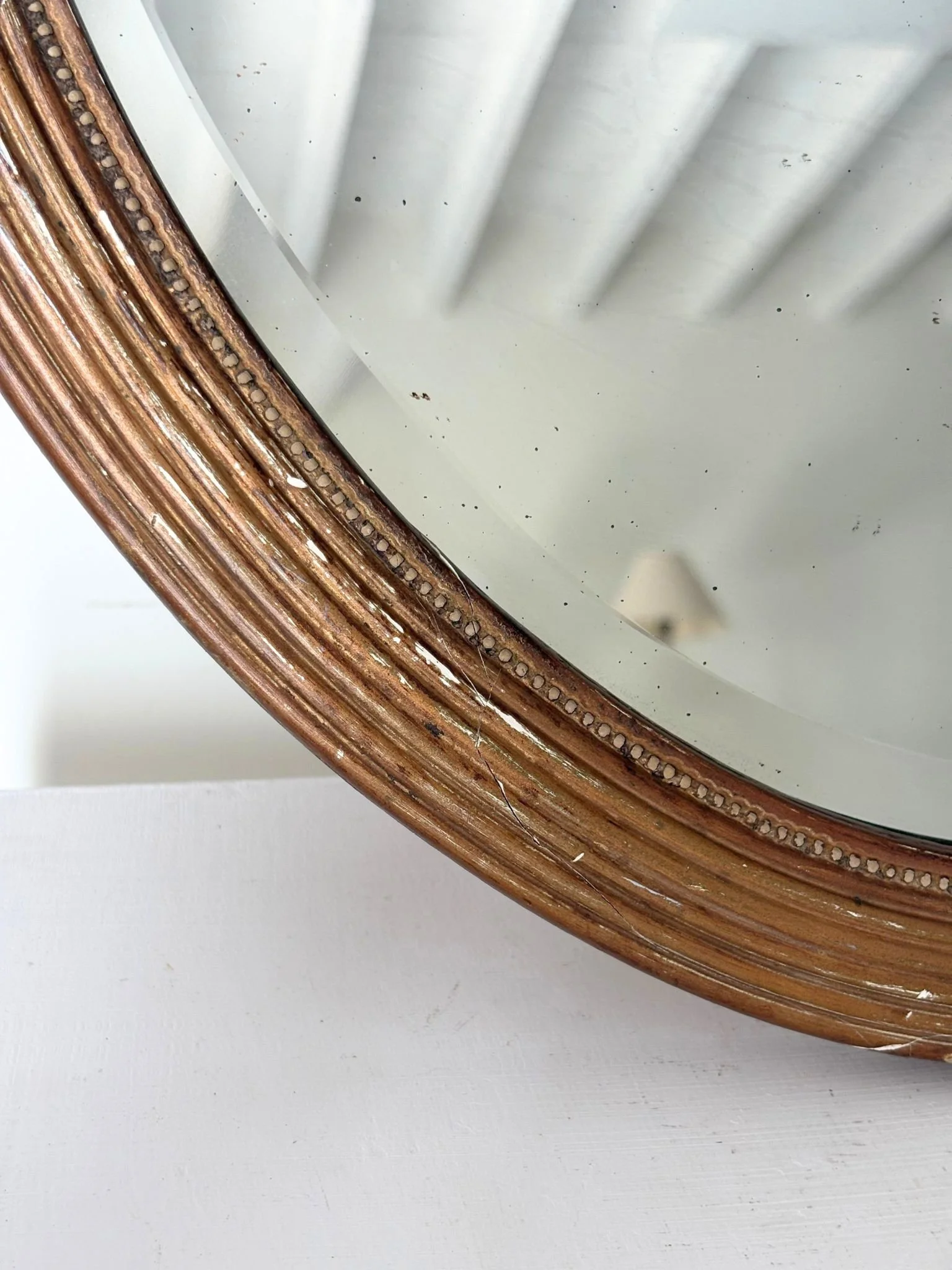 Oval Gilt Mirror (8).jpg