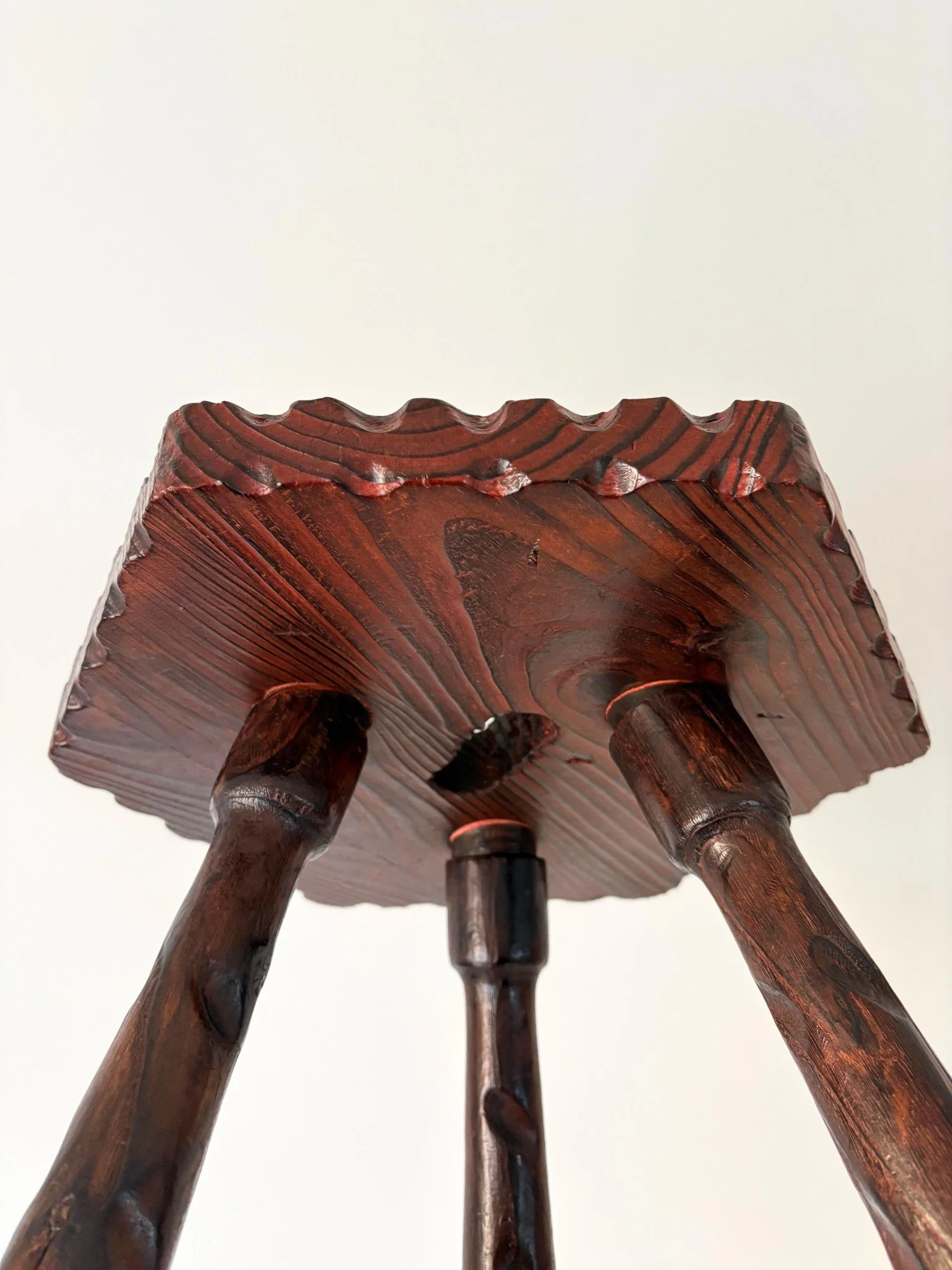 Gouged Stool - Bureau Bruton