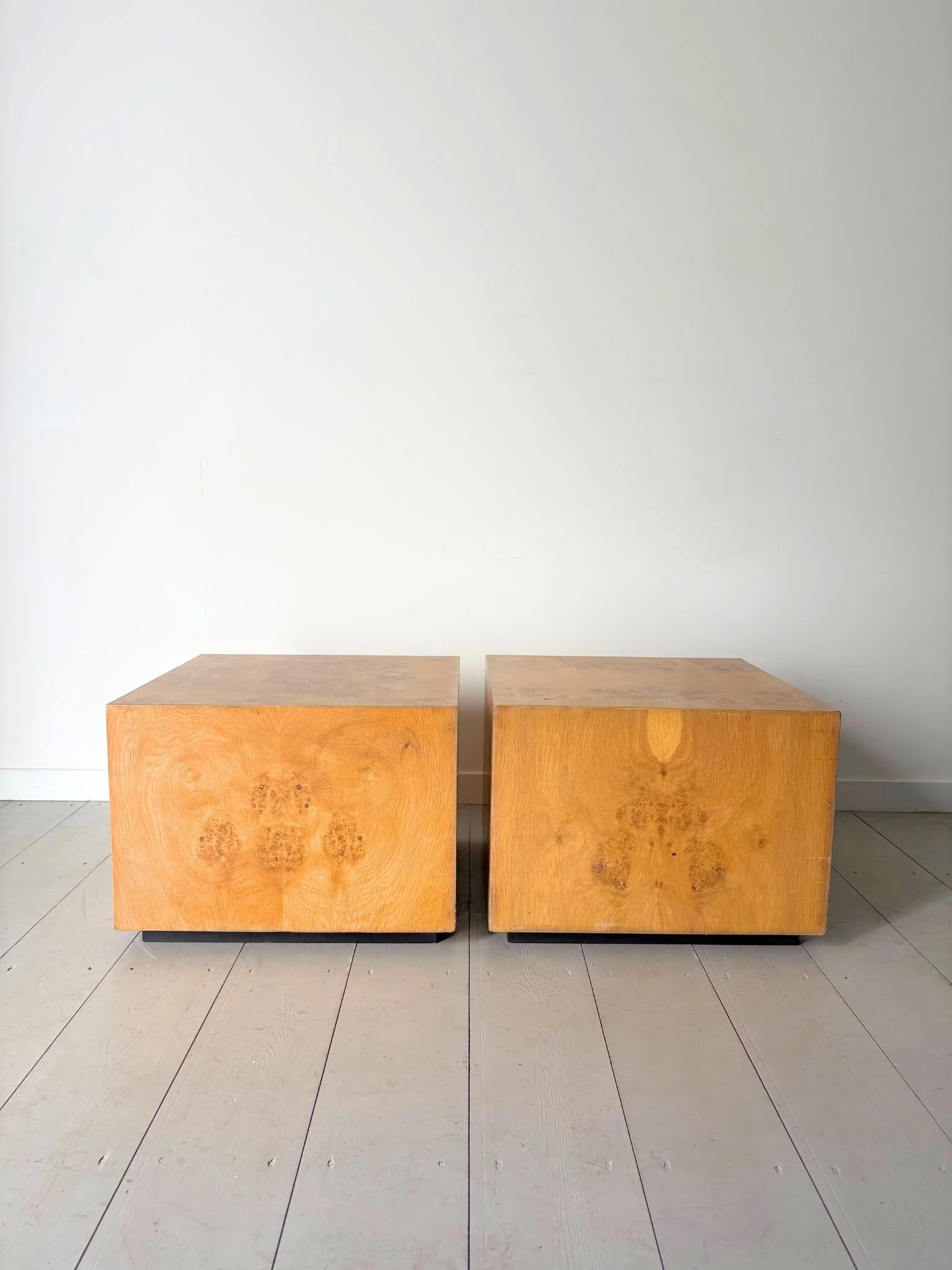 MILO BAUGHMAN STYLE BURL WOOD PEDESTAL SIDE TABLES OR COFFEE TABLE - BUREAU BRUTON ANTIQUES AND VINTAGE