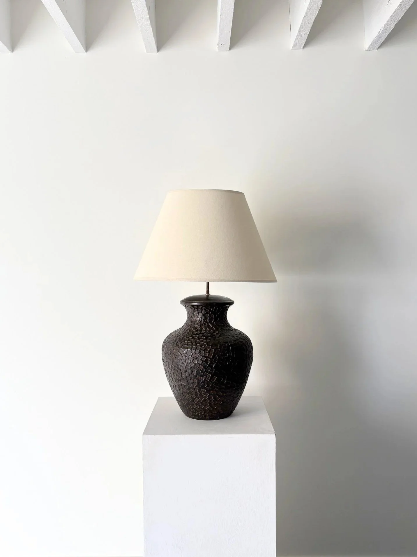 Oversized+Ceramic+Lamp+%282%29.jpg