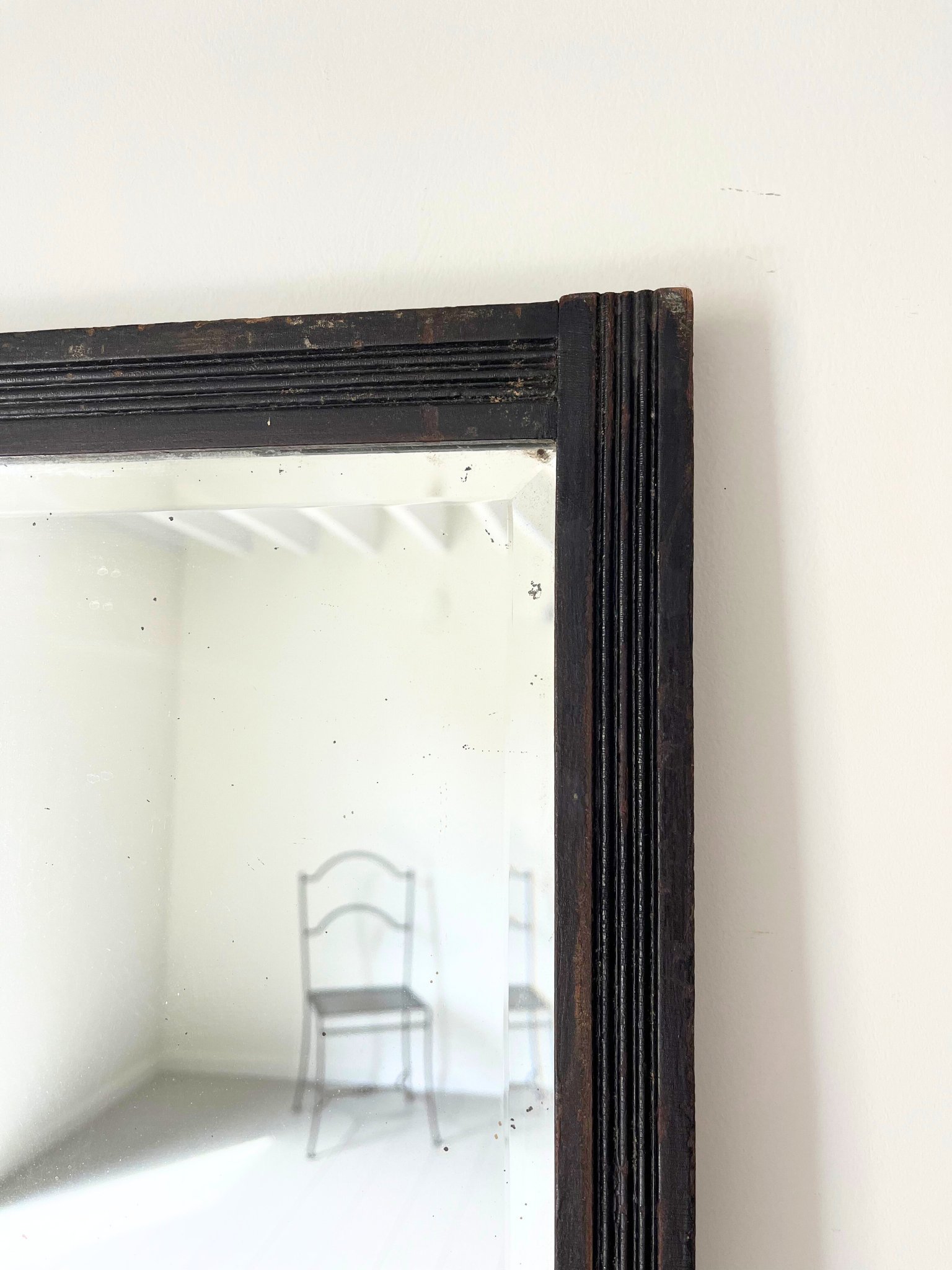 Ebonised Reeded Wall Mirror July 25 (2).jpg